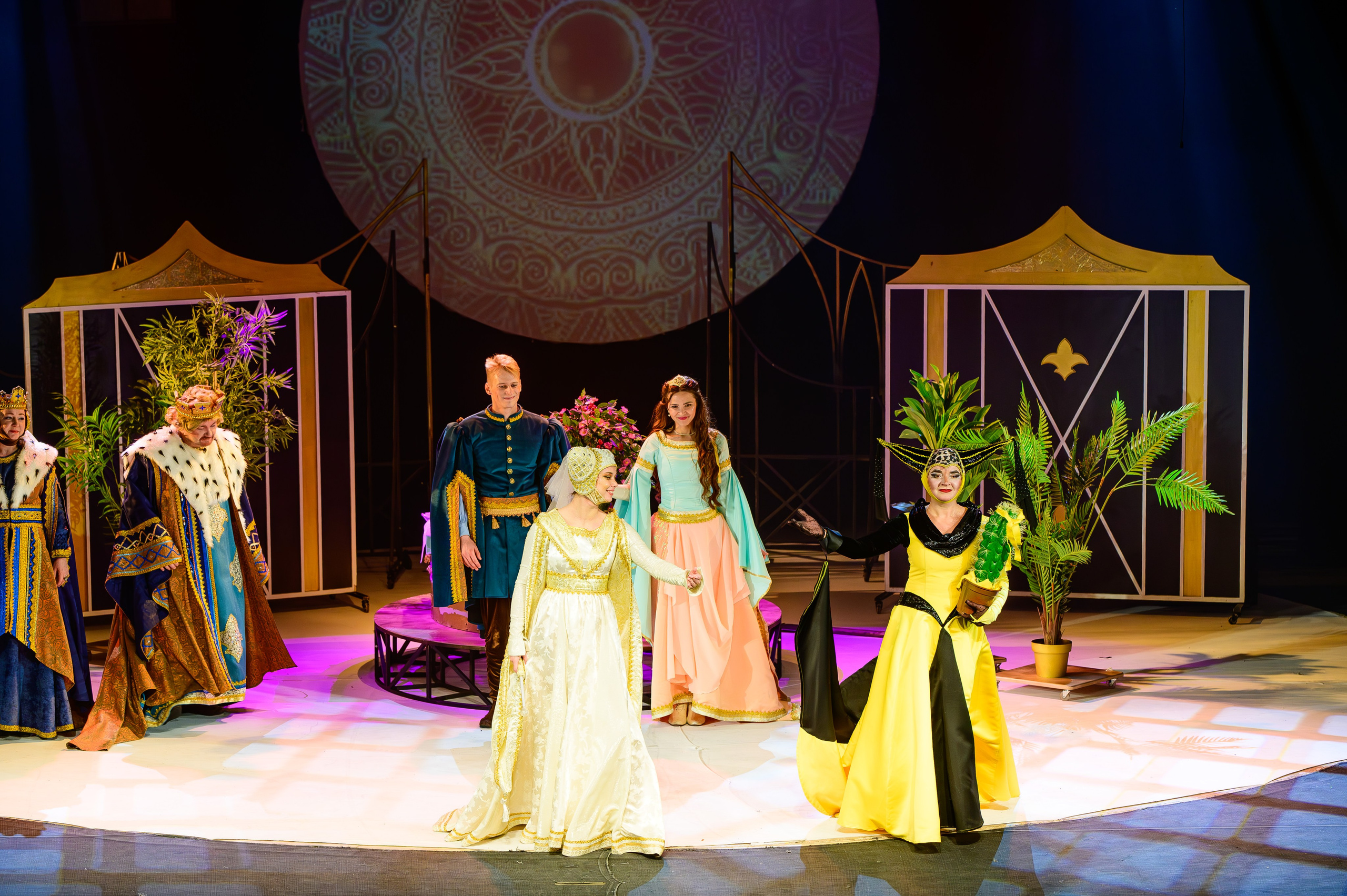 Детский спектакль @bgm_teatr «Спящая красавица ". Фотоуслуги, услуги фотографа, фотографирование важных событий