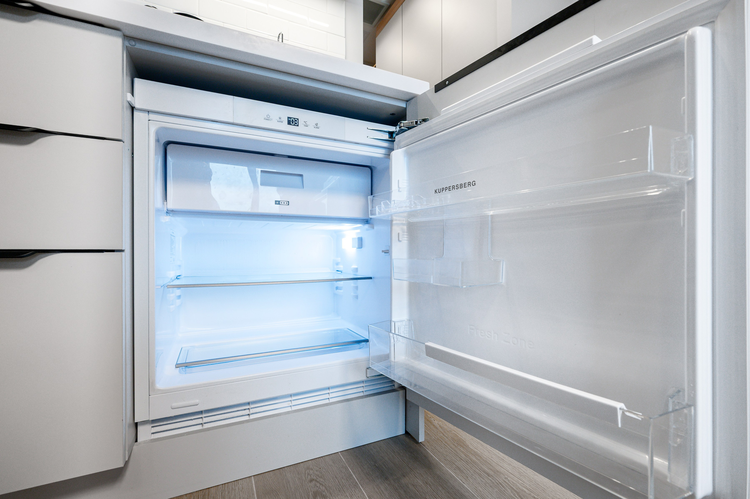 Студия Docklands. Интерьерный фотограф. Фото- видеосъемка недвижимости Санкт-Петербург