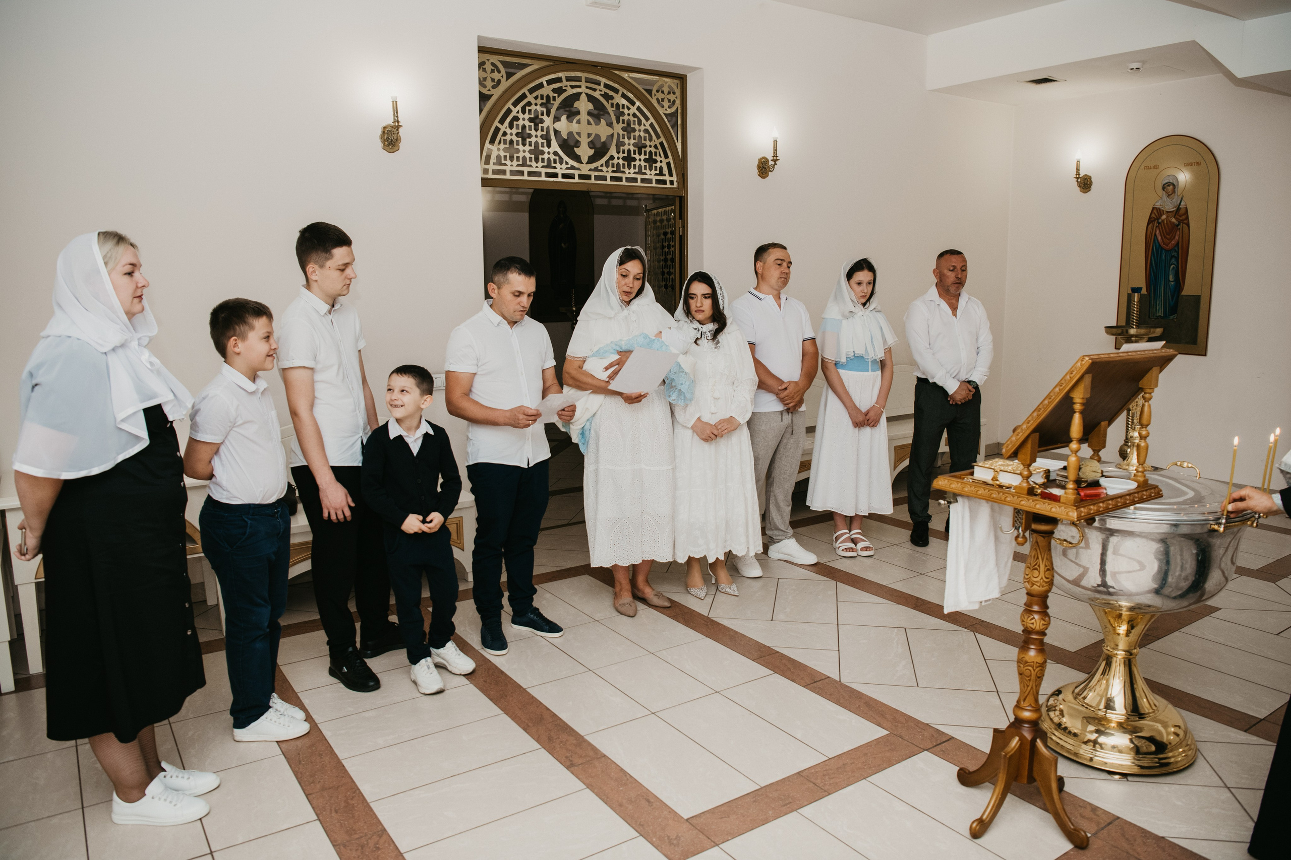 Крещение Евгения. Фотограф на выписку из роддома в Москве и МО