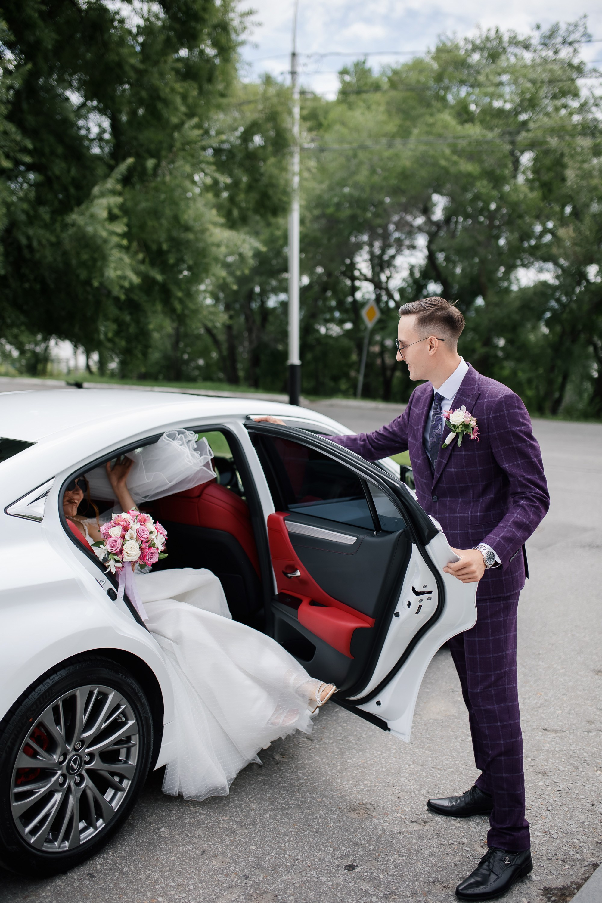 Ксения и Максим. Сборы Sopka. Прогулка по городу. Свадебный фотограф в Хабаровске