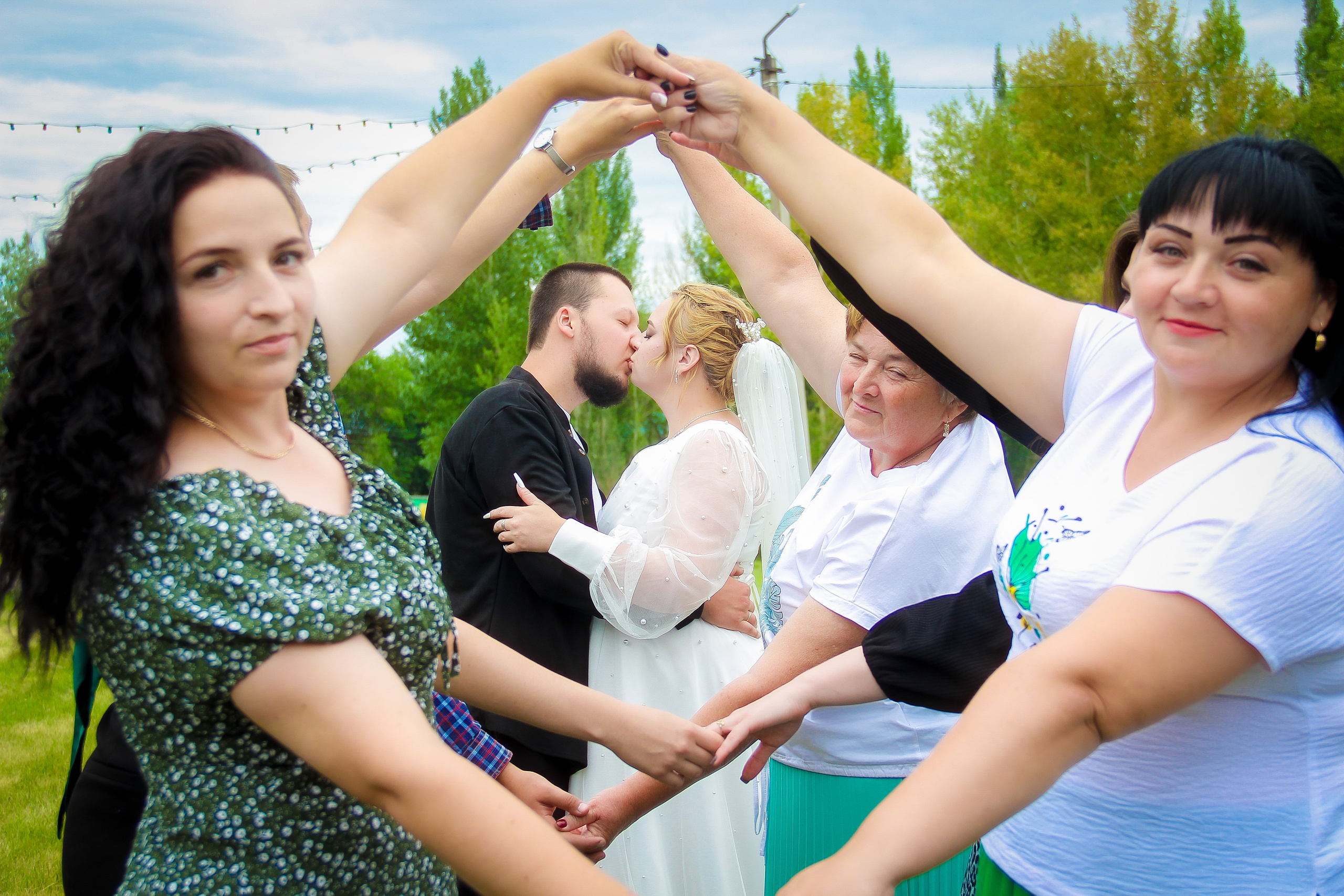 Свадебные фотосессии Барнаул/ Алейск. Выпускные альбомы для школ и Детских садов в Барнауле /Выпускные/Свадебные/Детские/Семейные и др. виды съёмок /Фотограф Вера Валейко