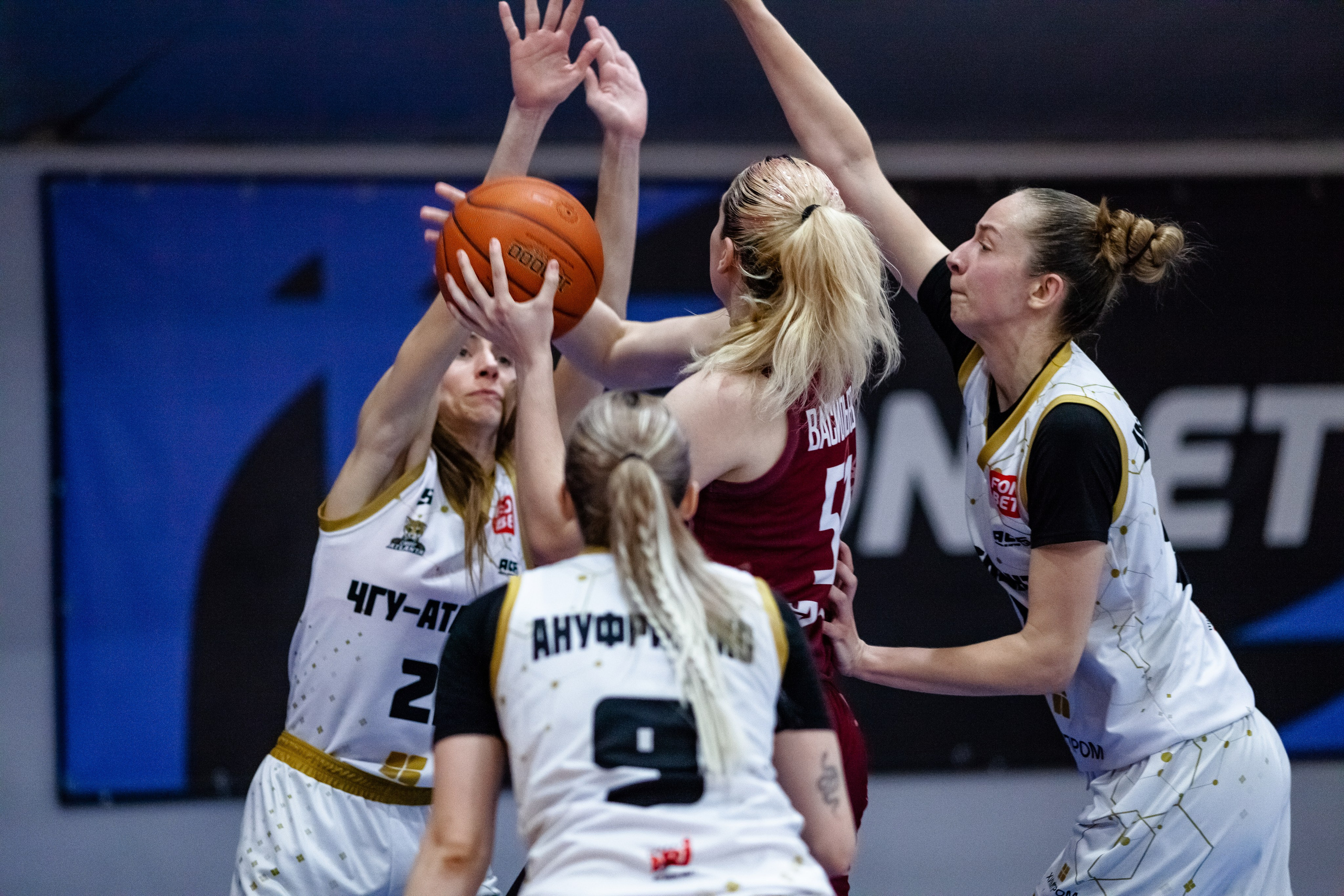 ЧГУ-Атланта — Славянка. Фотография