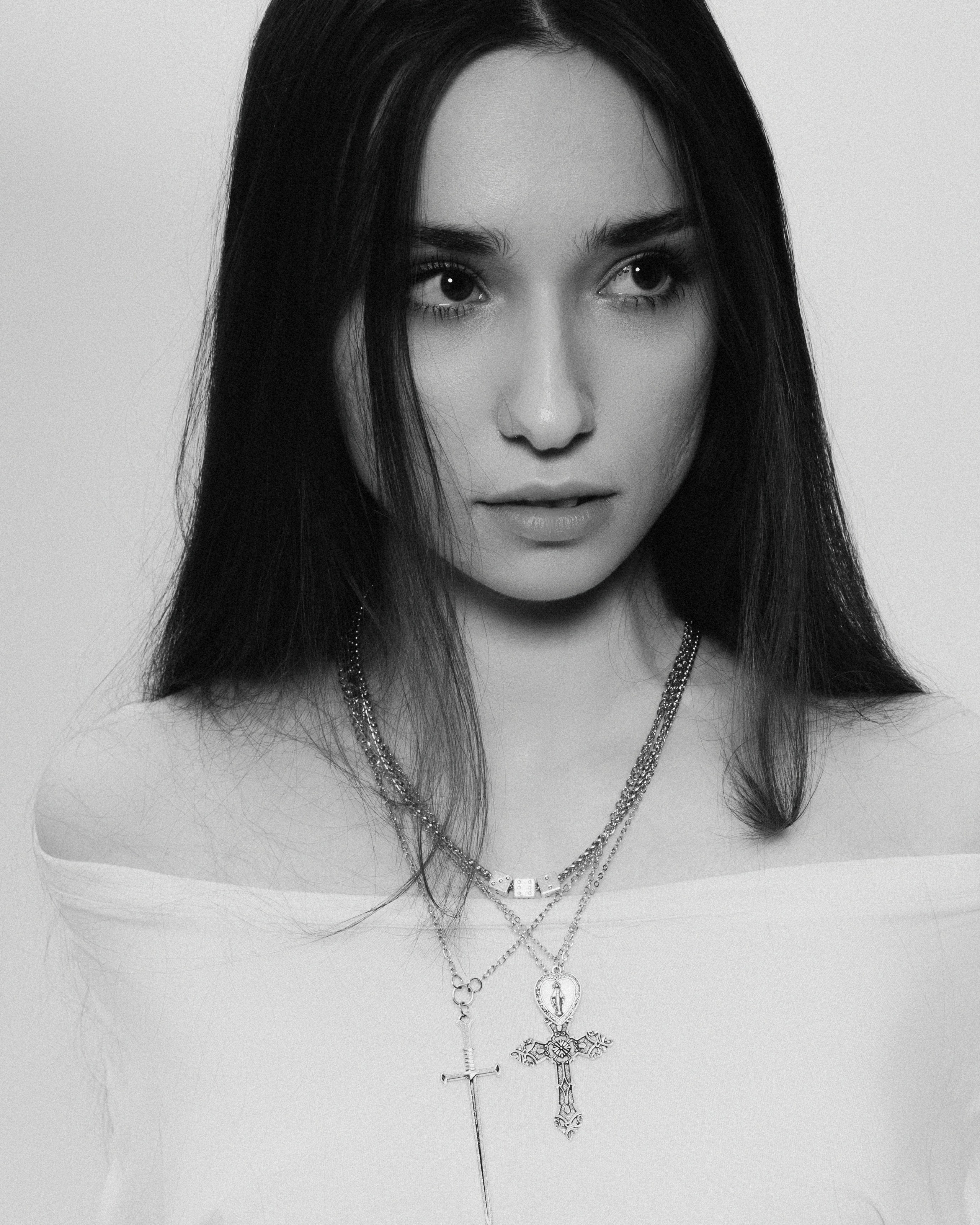 «V». RUSLAN ROZANOV