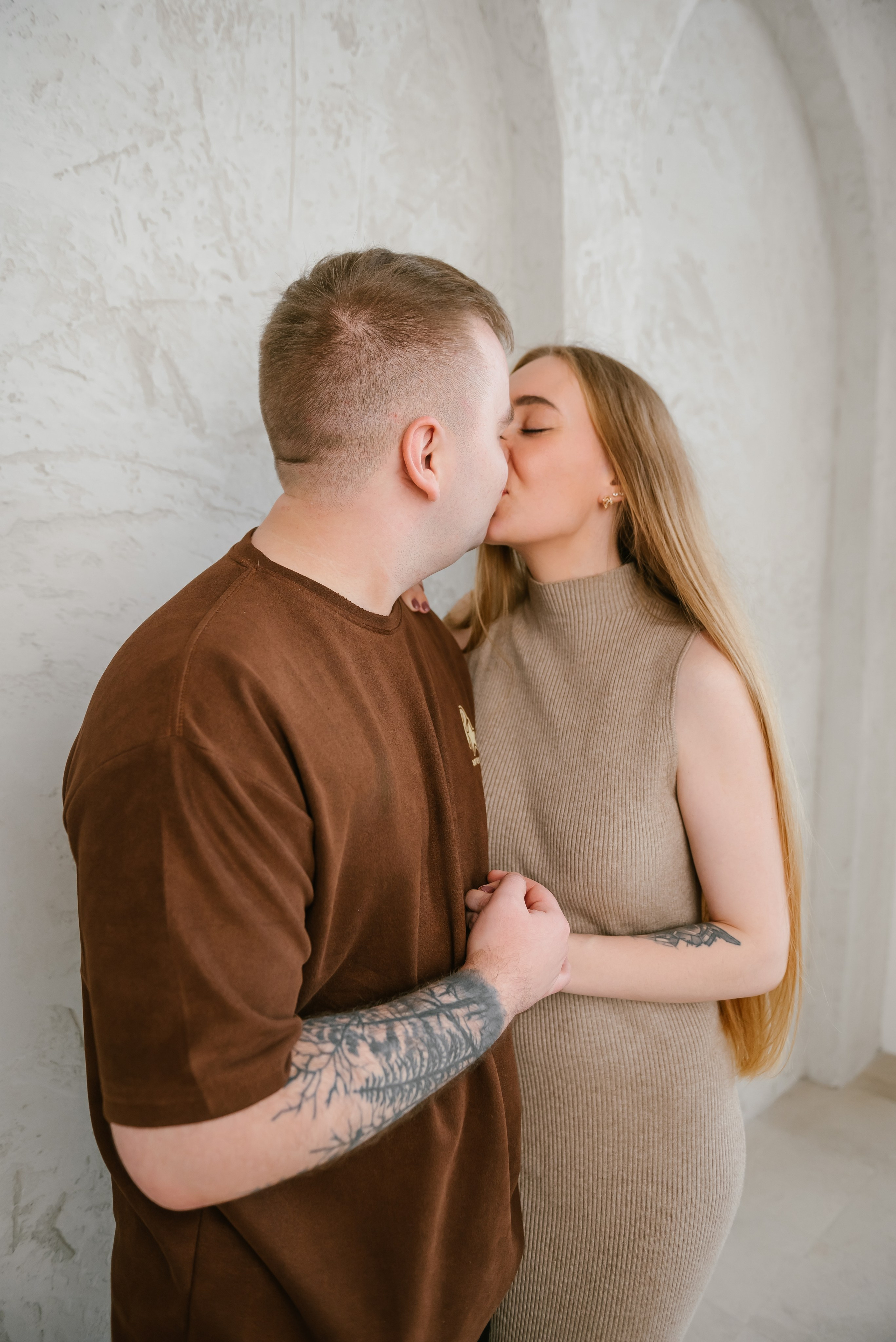 Семейная фотосессия в студии WOOD Кемерово