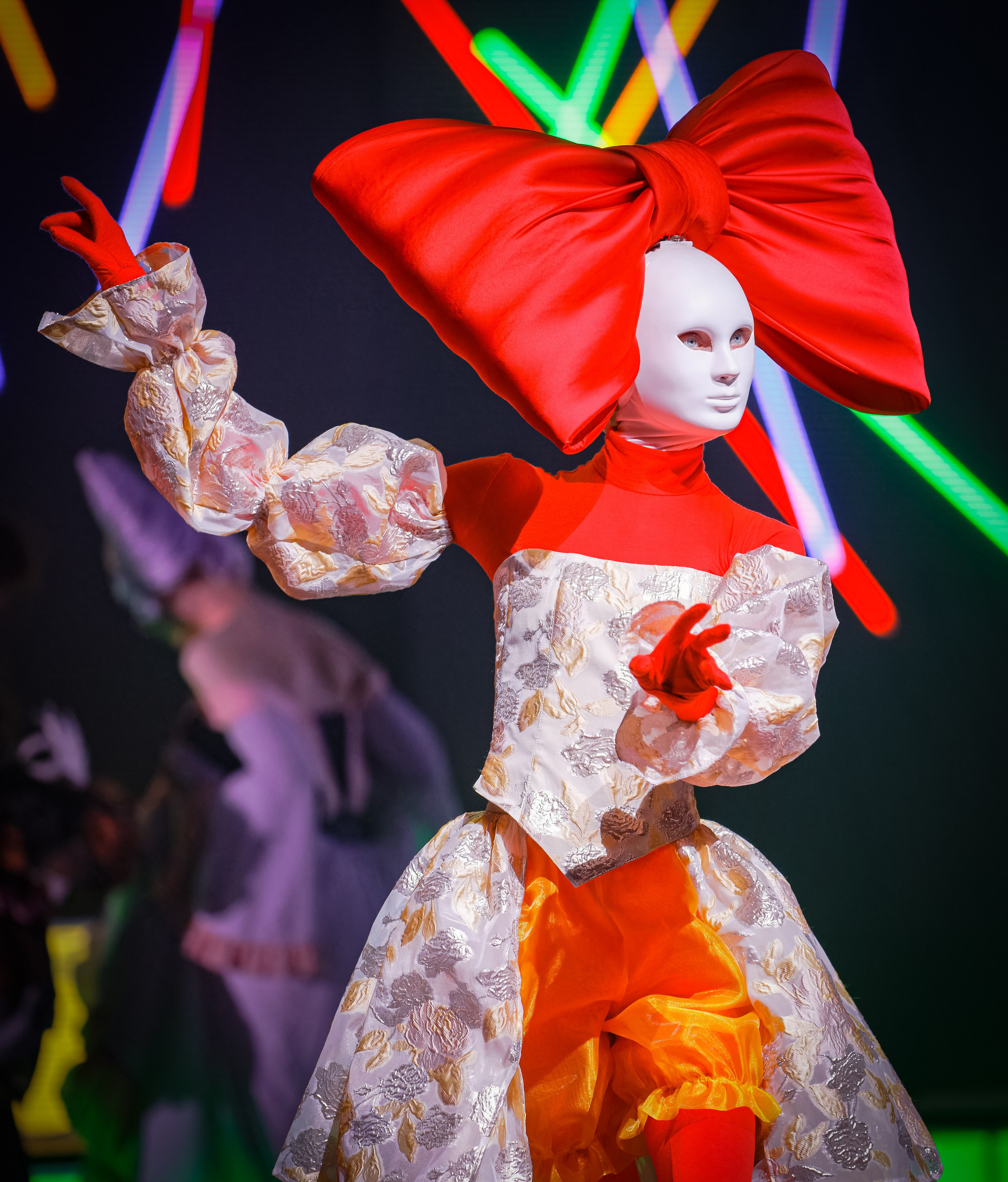 Любовь к трем апельсинам_Чехов Центр. Фотограф. г. Южно-Сахалинск. Олег Толстов