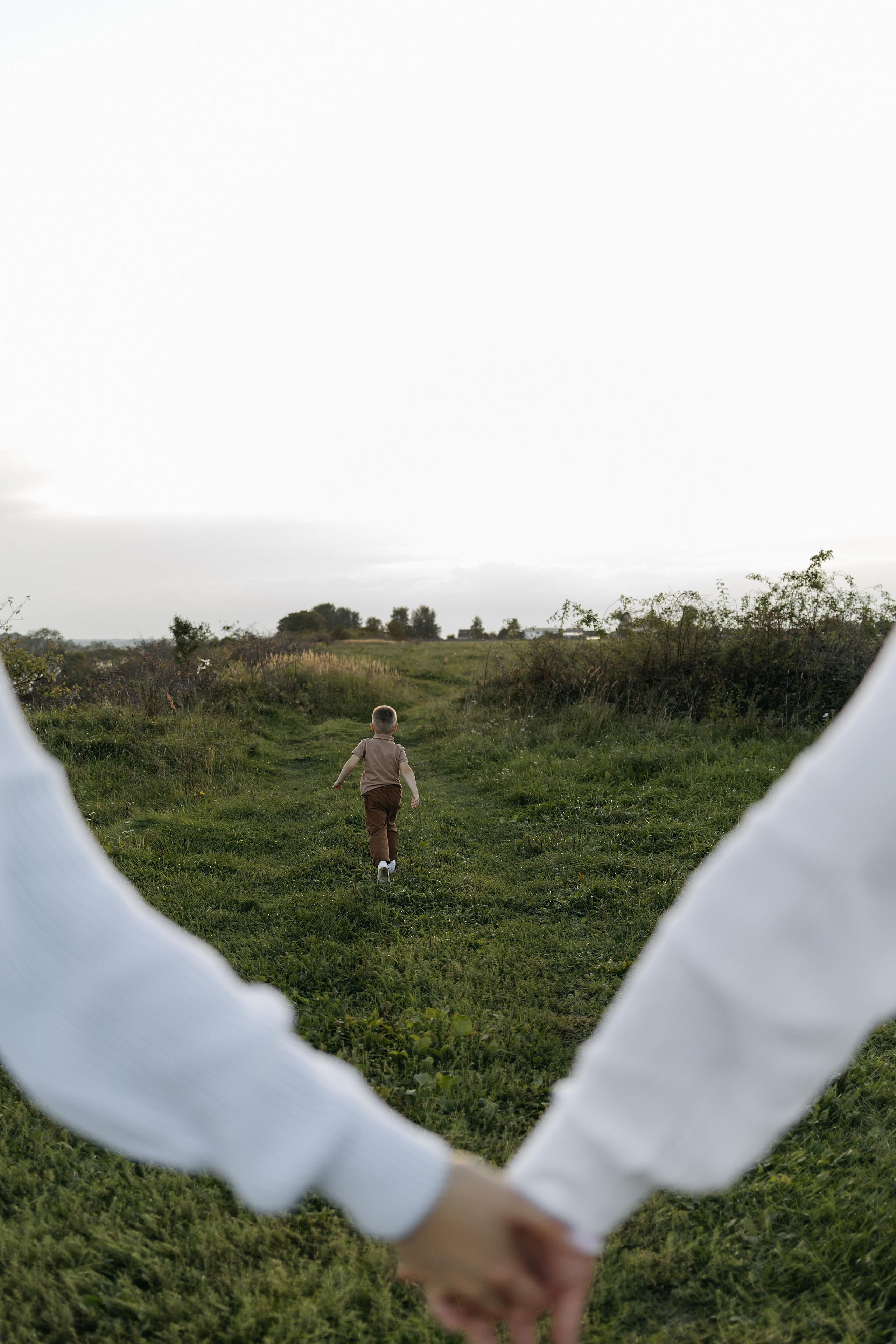 Вика, Артем и Ярик. Свадебный фотограф в Пскове и Санкт-Петербурге | Анна Голикова