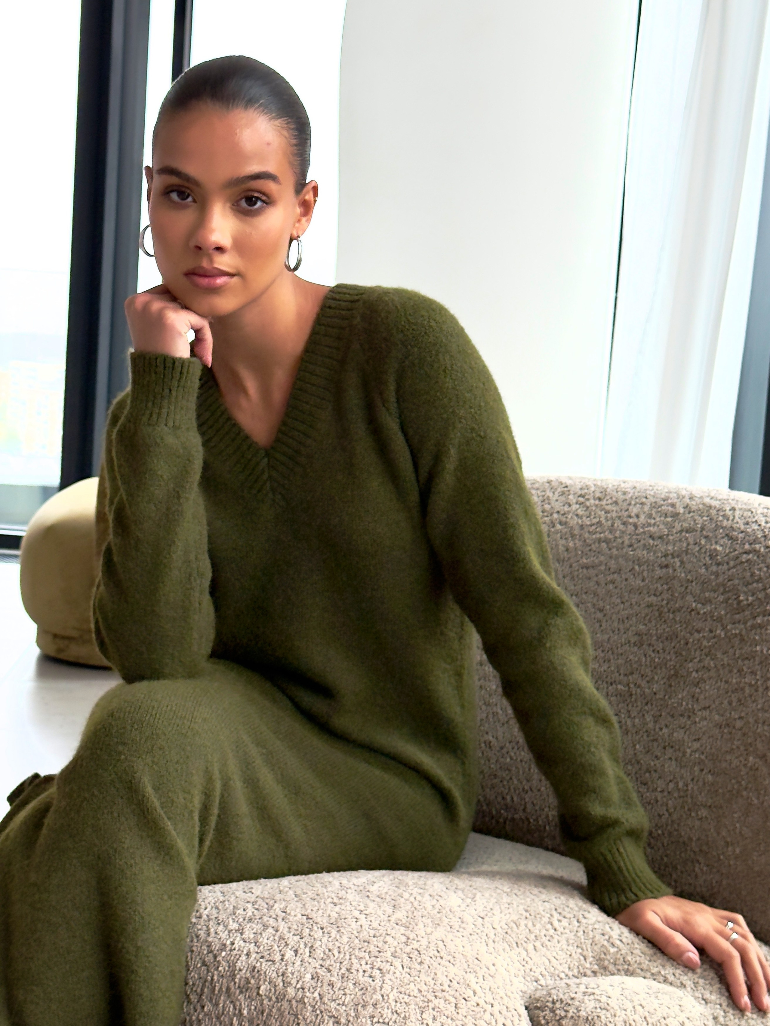 Mob.content. 595 Production