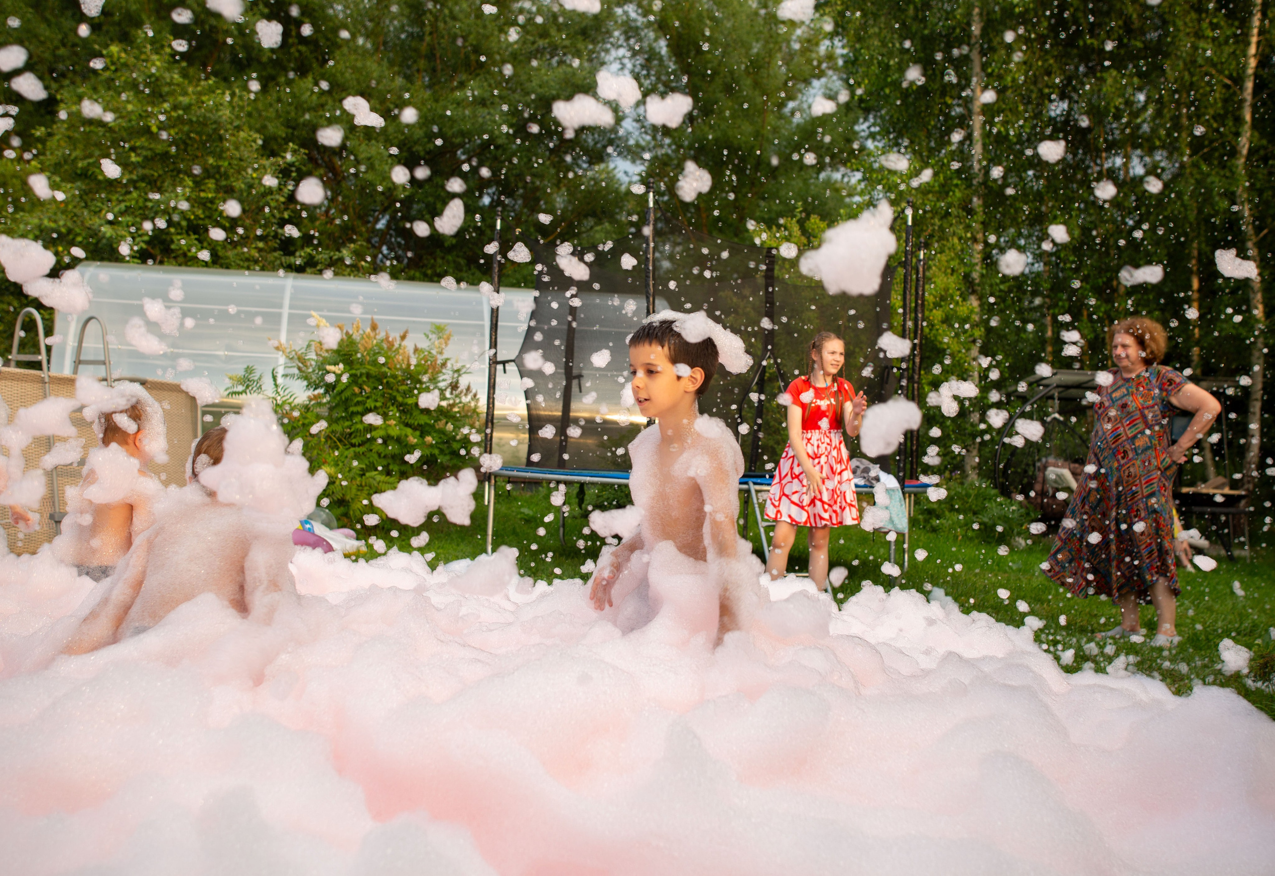 День рождения Насти. Пенная вечеринка. Семейный и детский фотограф Анна Петракова