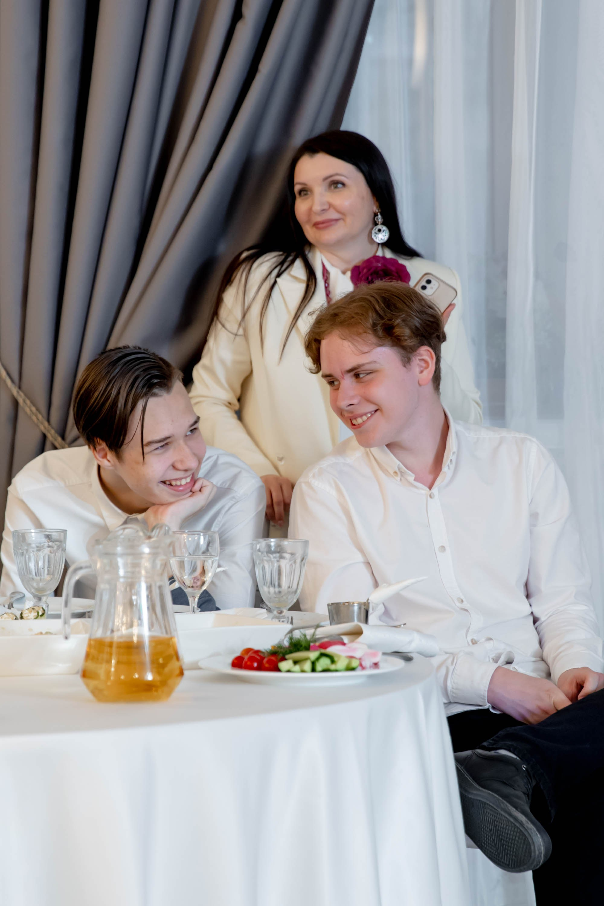 Фотосъёмка школьного выпускного. Фотограф на праздник, корпоратив, День Рождения и Юбилей в г. Санкт-Петербурге Алексей Анкушев