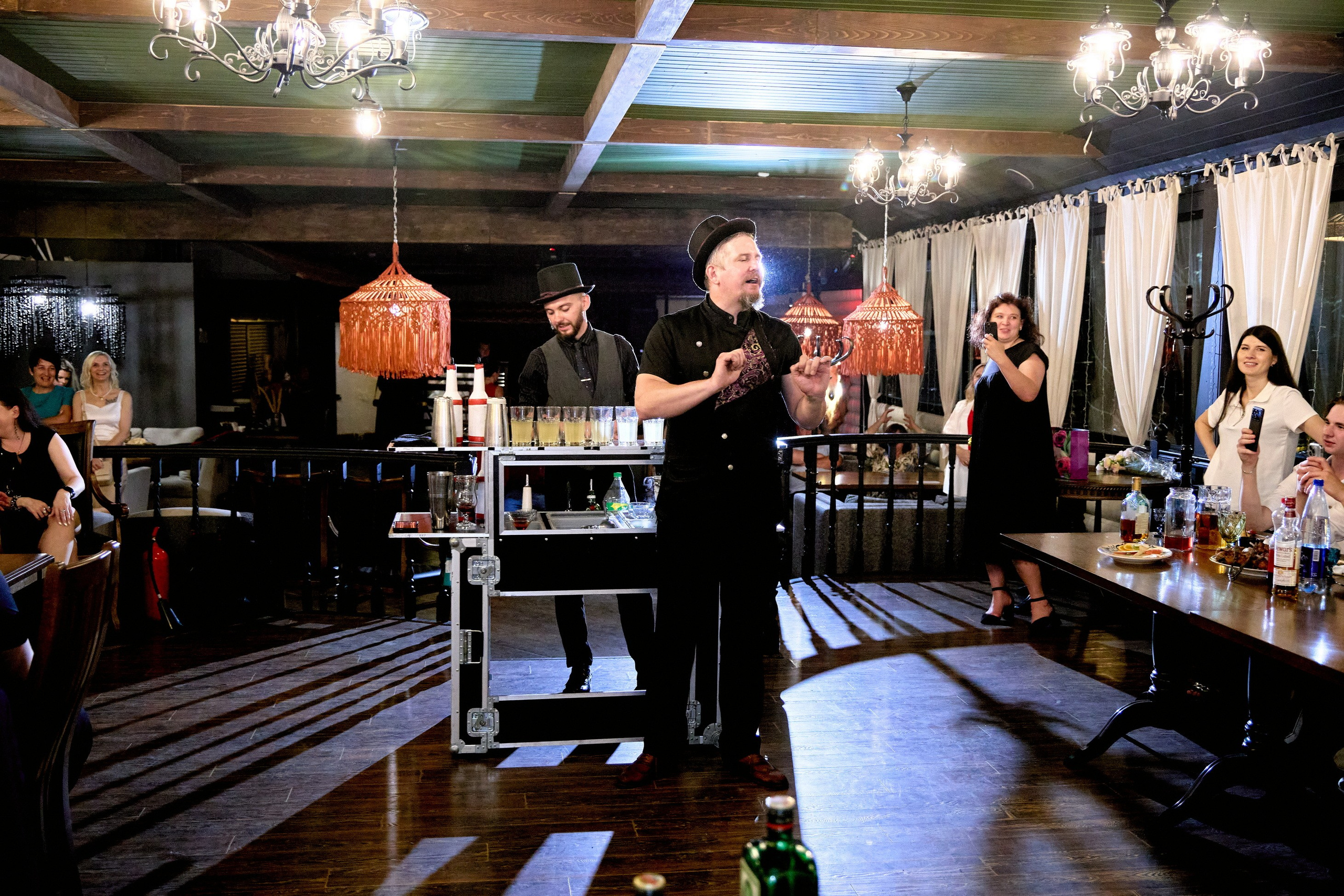 Выпускной 35 Сош. Фотограф Выпускные альбомы Таганрог Сергей Коробченко