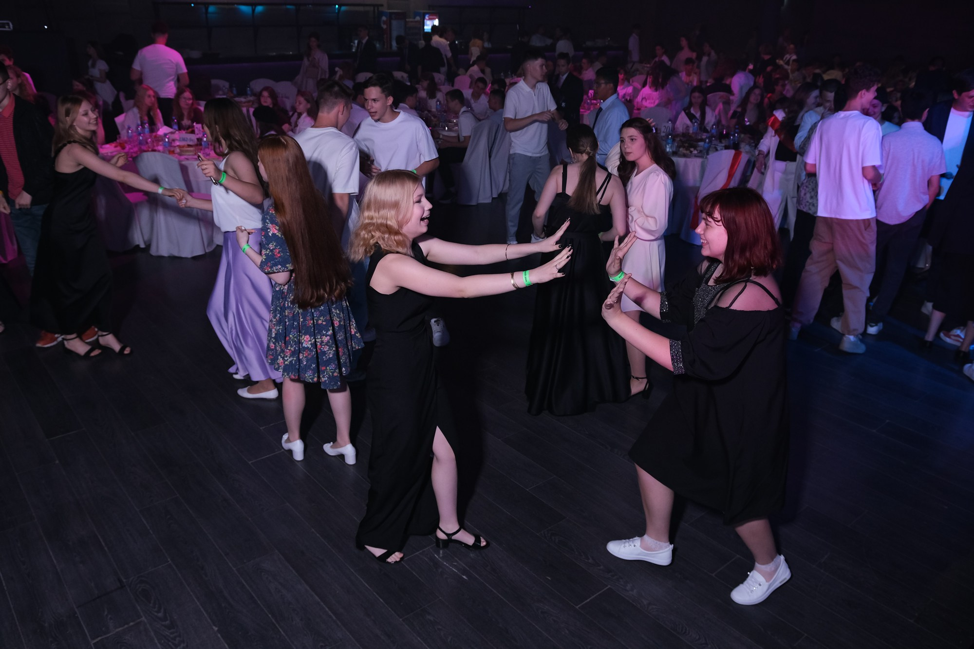 Выпускной альбом. Фото и видеосъемка