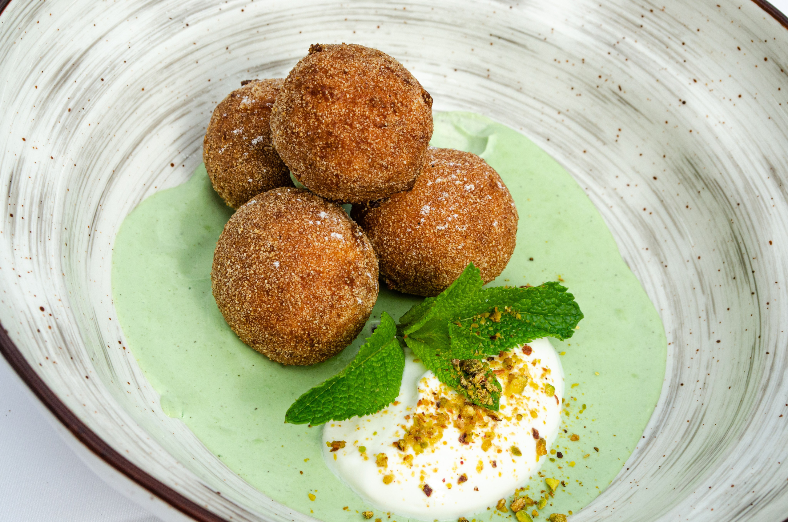 Роза Хутор Modys ресторан. Фотограф