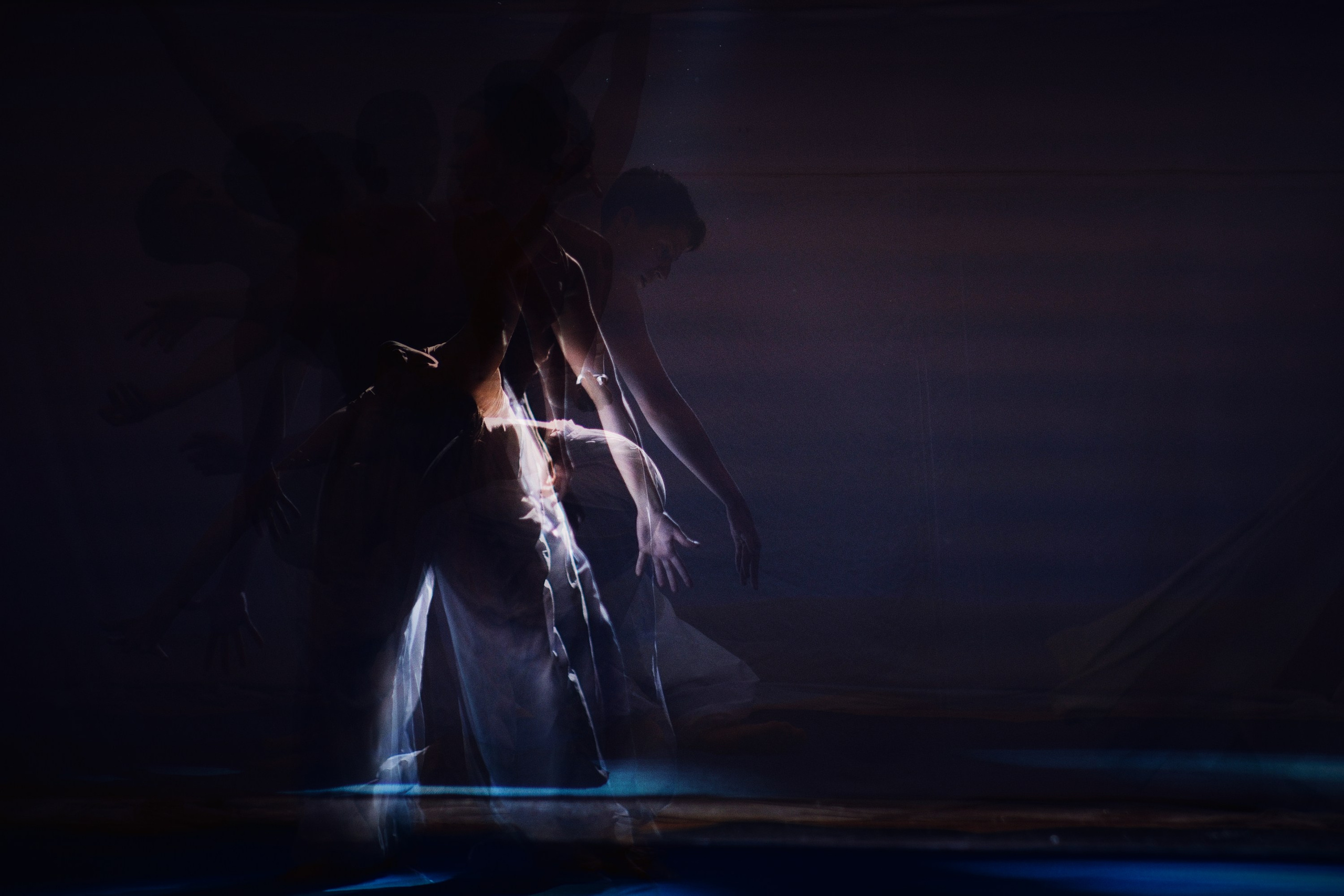 Insomnia 2025. Dios. Dance performance