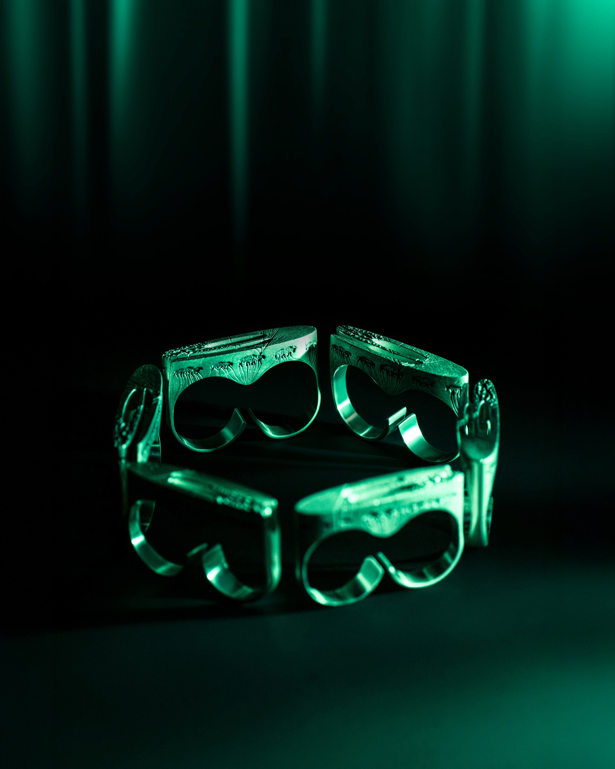 MOZI J х DADDYBATO. Photographer. Producer. Retoucher