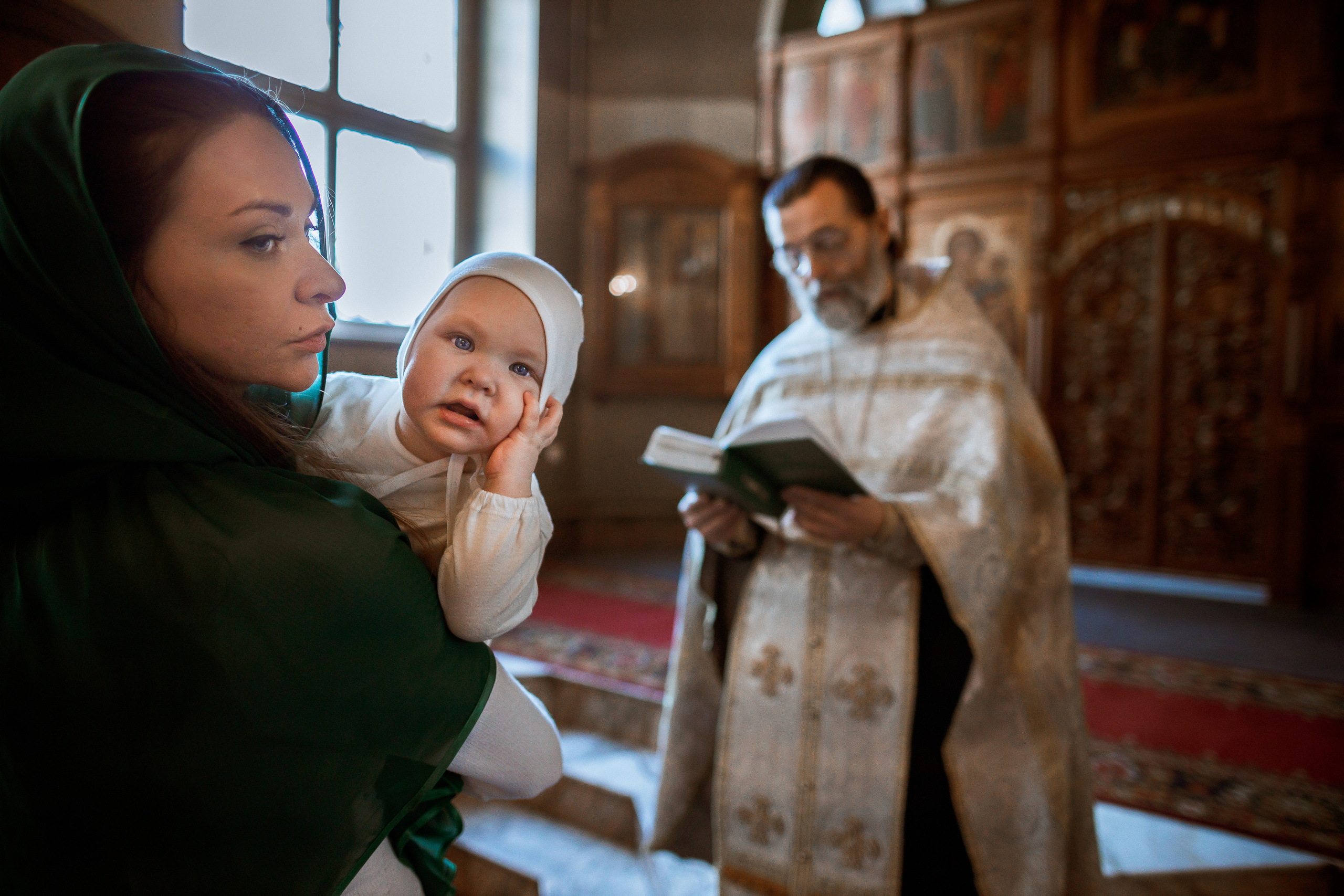 Крещения и венчания. Фотограф на крещение в Москве Нина Лобасова