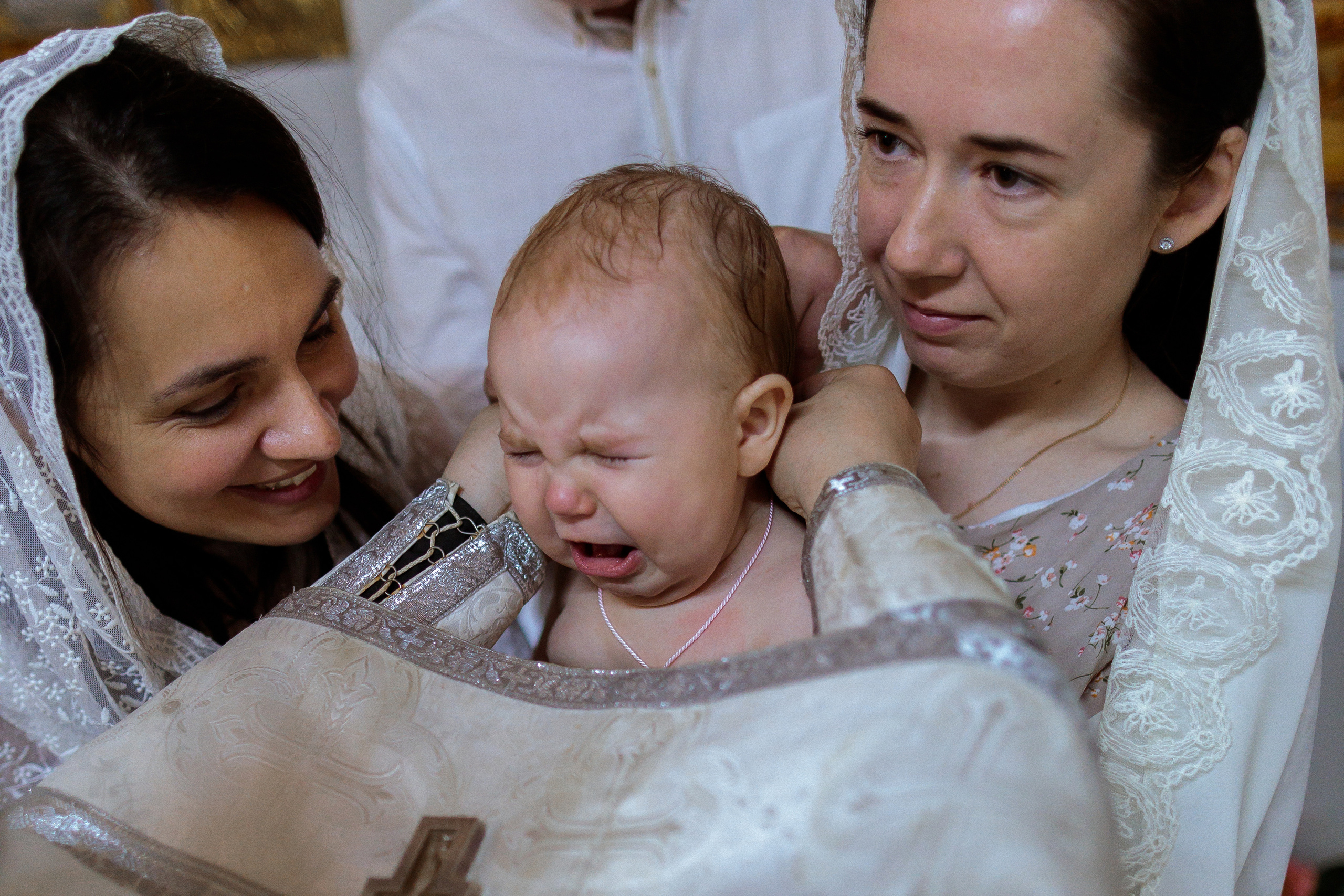 Крещения и венчания. Фотограф на крещение в Москве Нина Лобасова