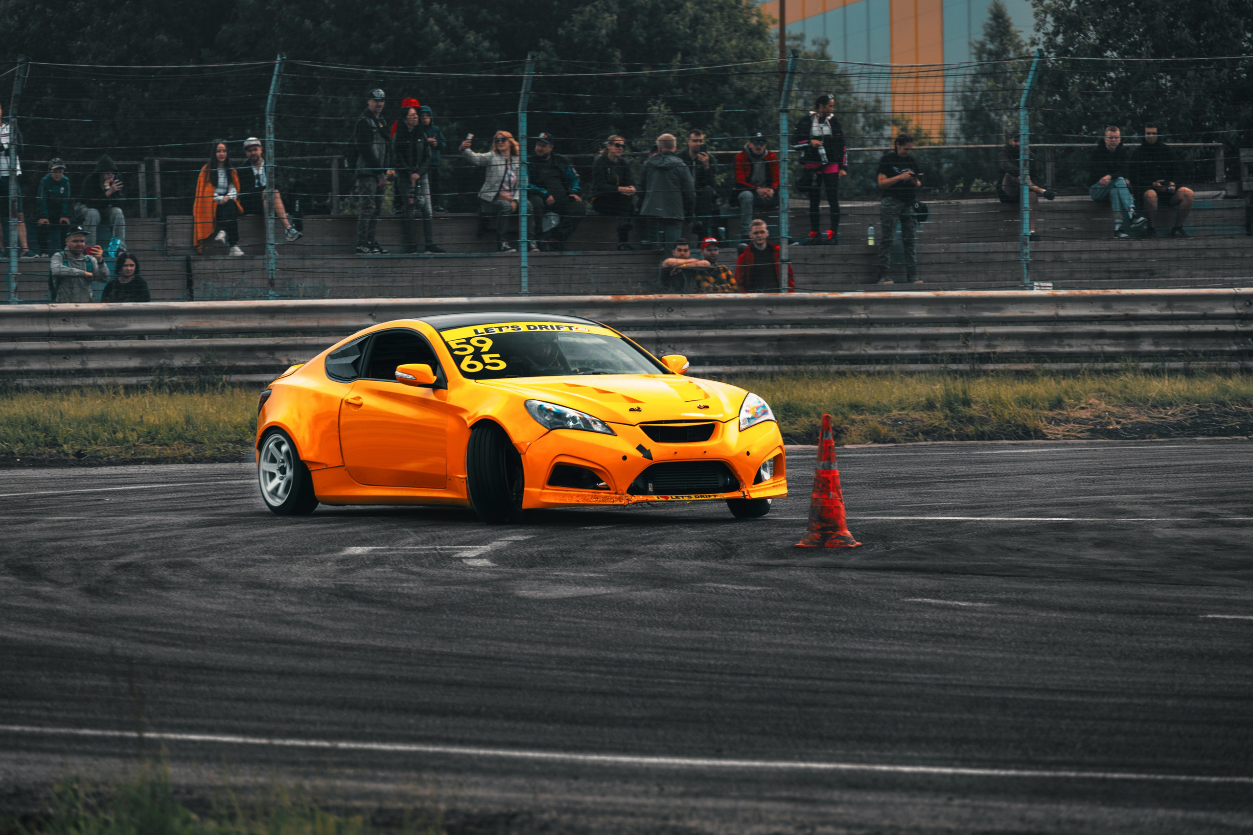 Фоторепортаж с «Больших Гонок» — дрифт, драг, звук