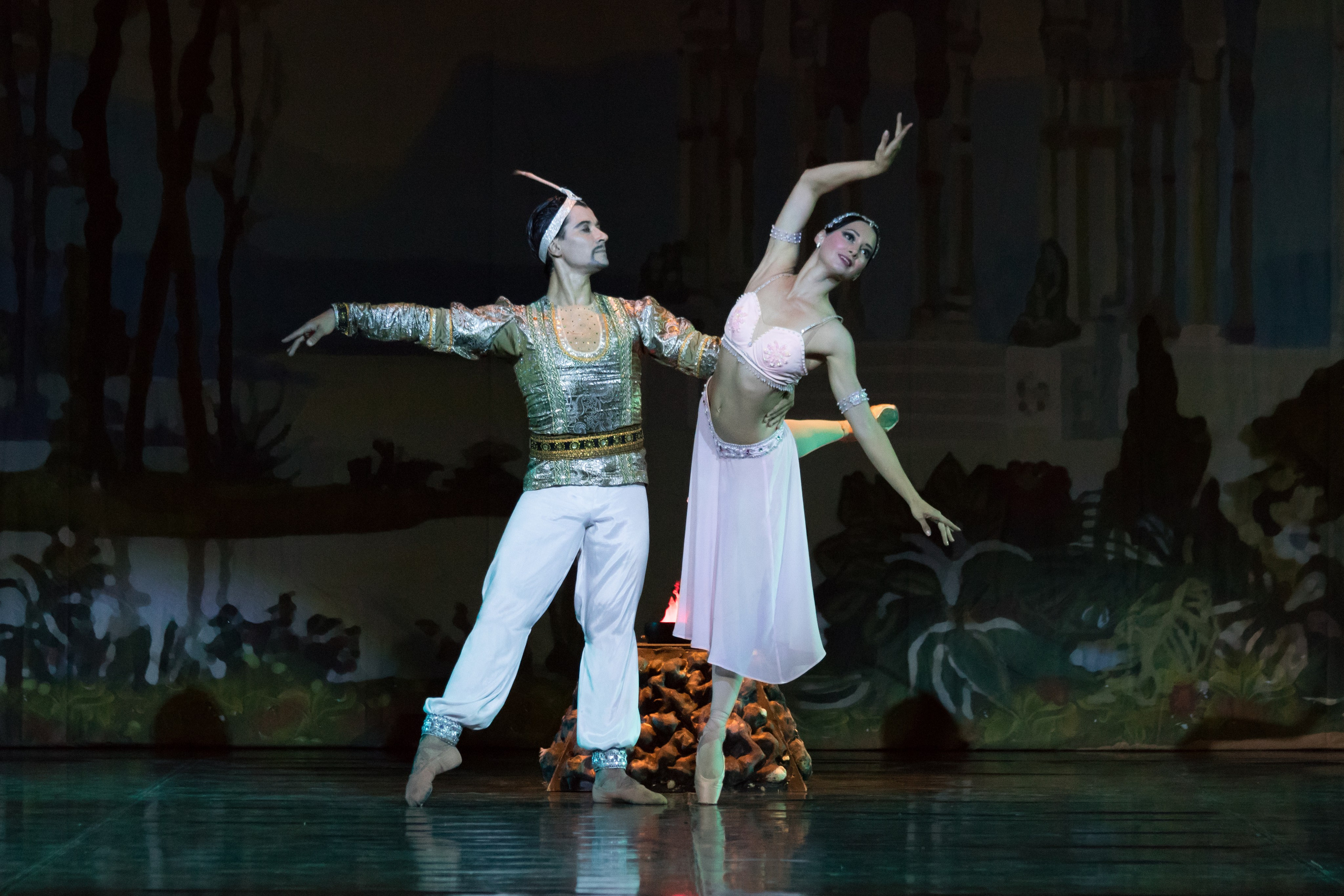 Театр. Балетный фотограф в Москве Галина Молчанова