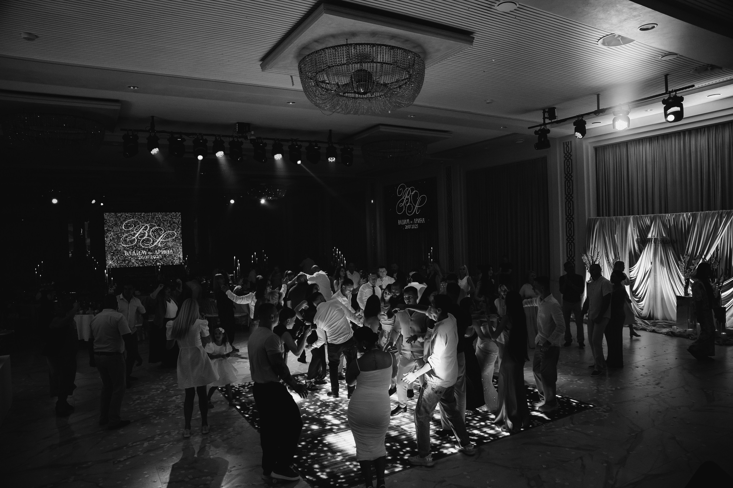 Вадим и Арина. Свадебный фотограф в Пятигорске и КМВ Софья Аджикеримова