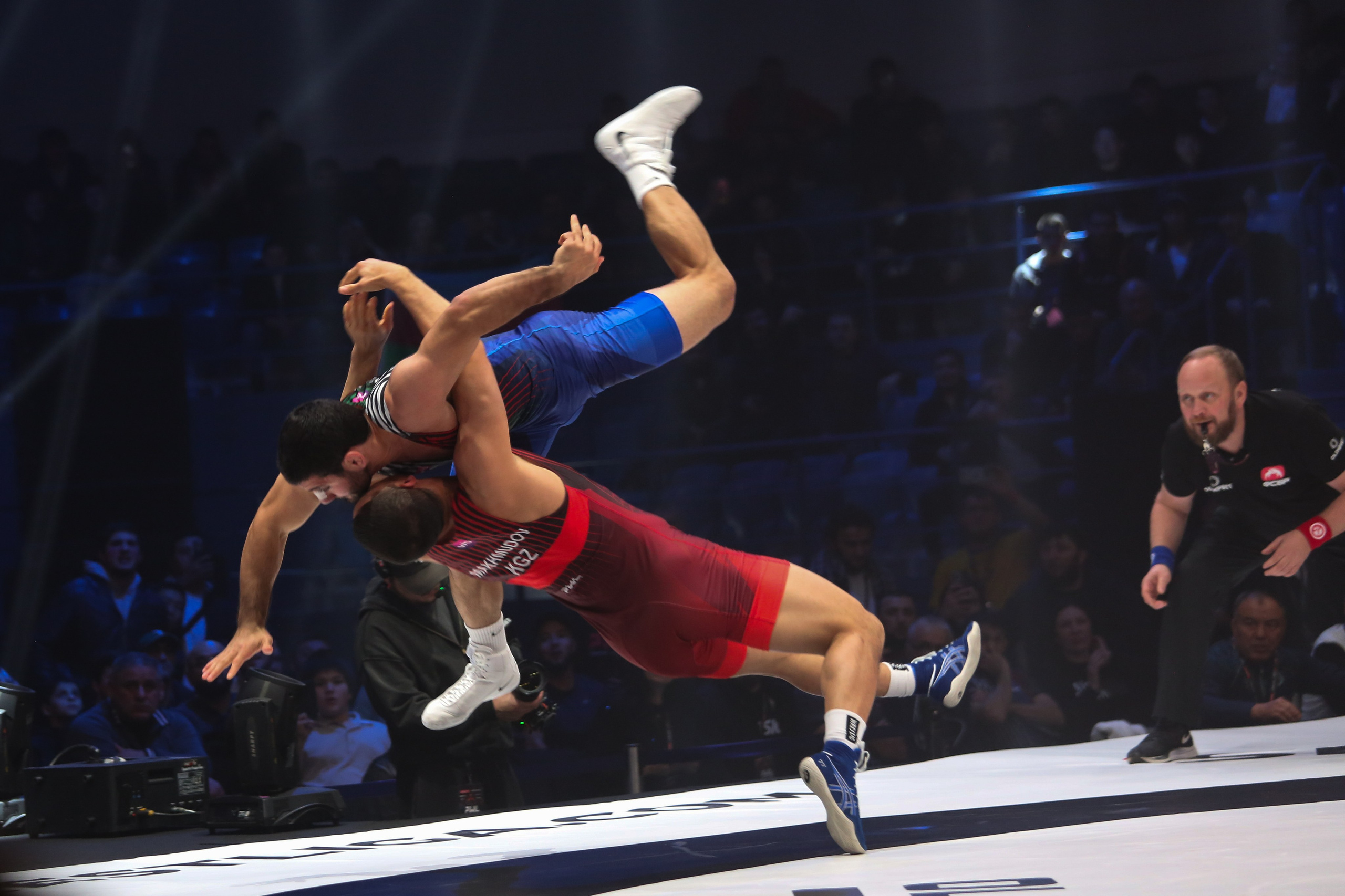 Профессиональная борцовская лига (PWL) 10. «Спорт через объектив: история в каждом снимке!»