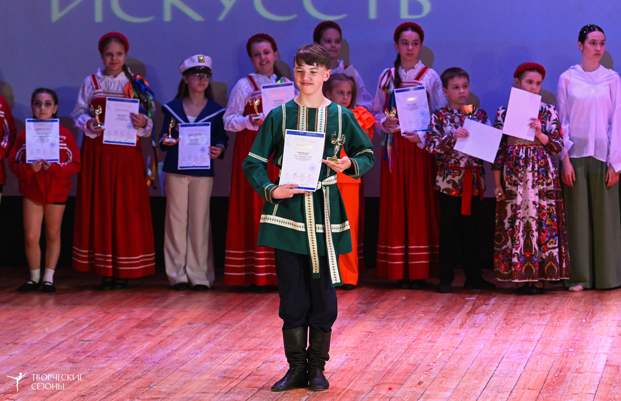 10.05.2025 «Творческие сезоны» Волгоградские ассамблеи искусств г. Волгоград. Медиастудия Фото Концепт