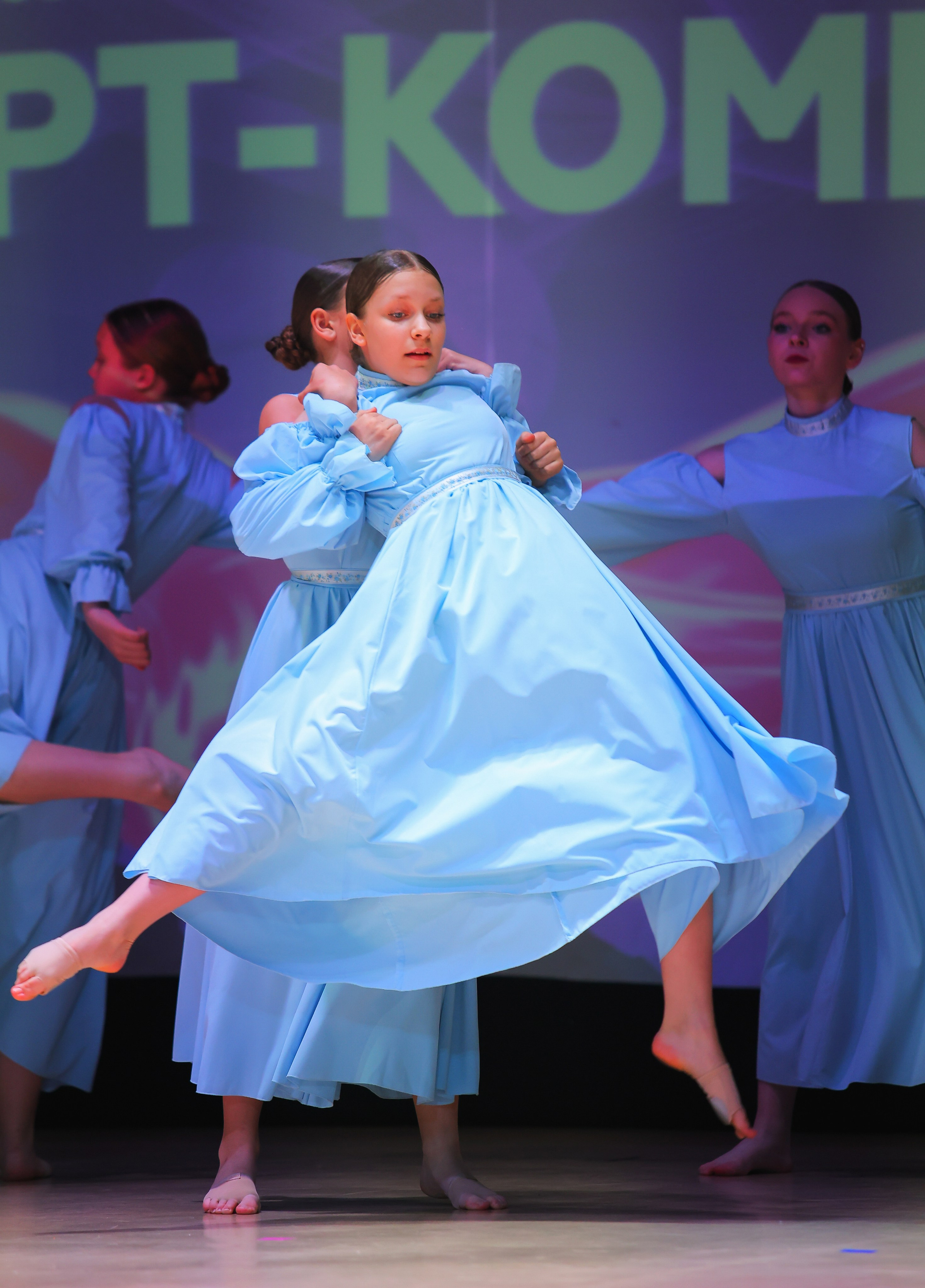 26.04.2025 Фестиваль хореографического искусства «АРТ-КОМПАС.ЮГ» г. Волгоград. Медиастудия Фото Концепт