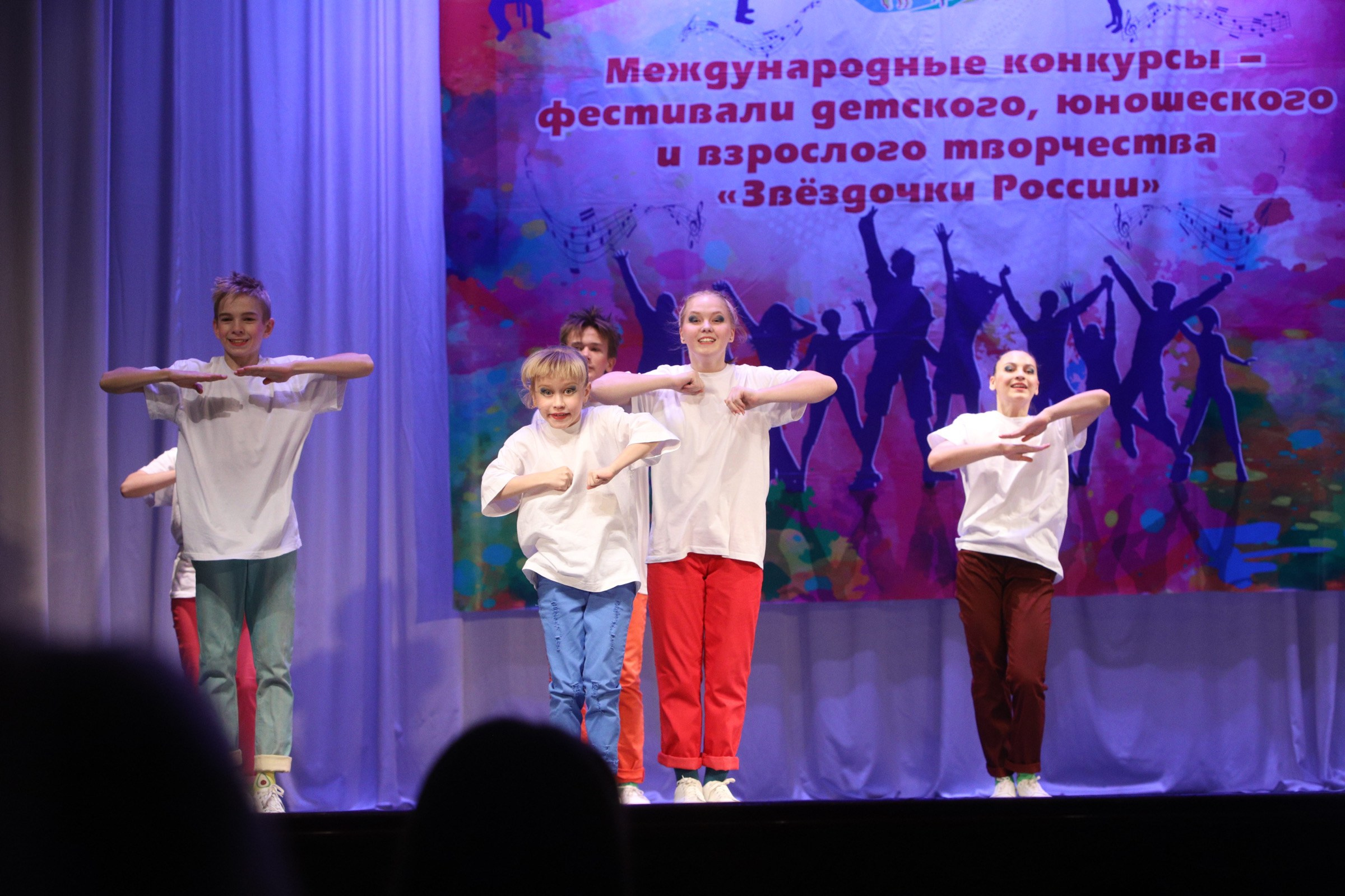 Репортаж съёмки танцевальной студии. Екатерина Осипова — профессиональный фотограф в Москве