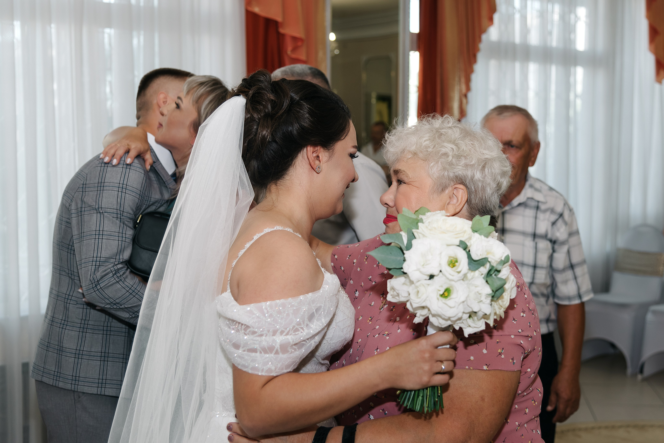 Роман и Карина. Фотограф Волжский Екатерина Егорова