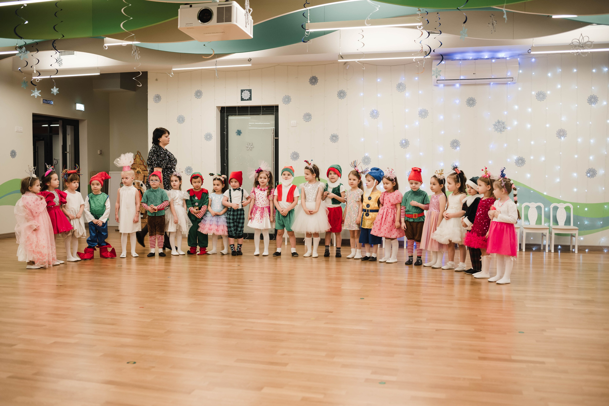 Детский садик Новый год. Фотограф в Москве новорожденные свадьбы семьи Дарья Ларионова