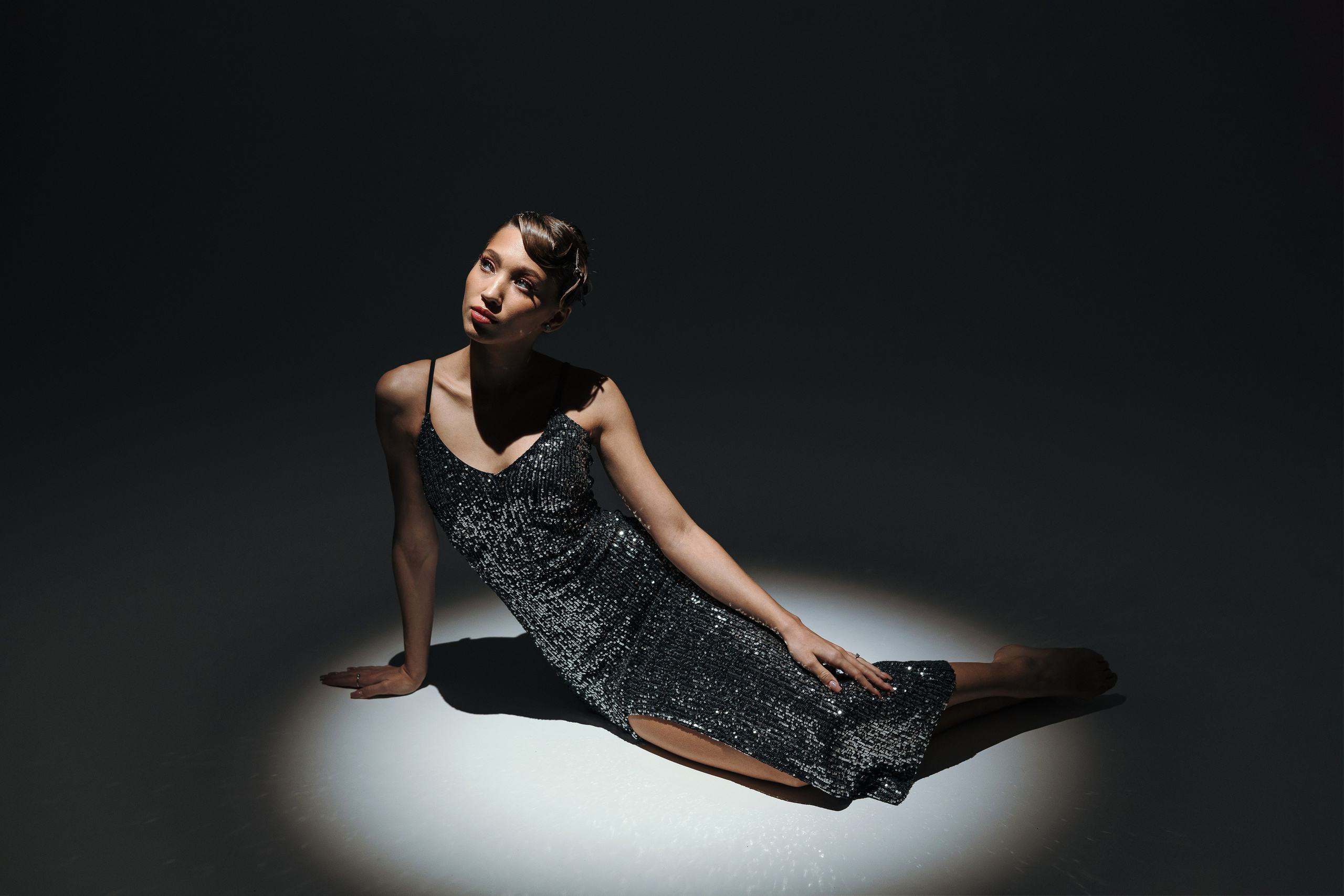 В студии. Асель Мурзина фотограф Казань