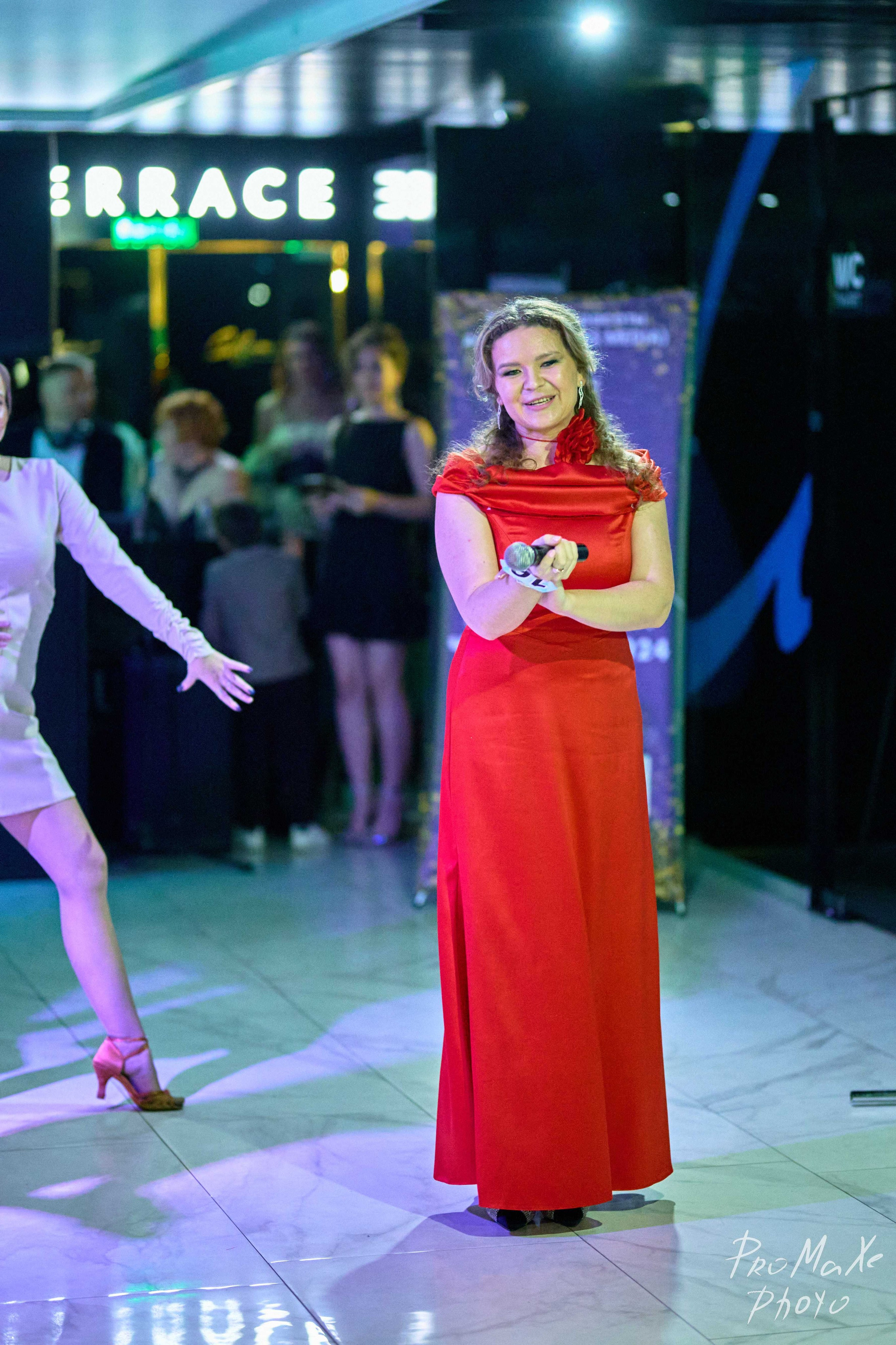 Зал КРАСА МАСС-МЕДИА ЧУВАШИИ. Владимир Суздалов (ProMaXe) — Портретный фотограф, тематические фотосессии в Чебоксарах