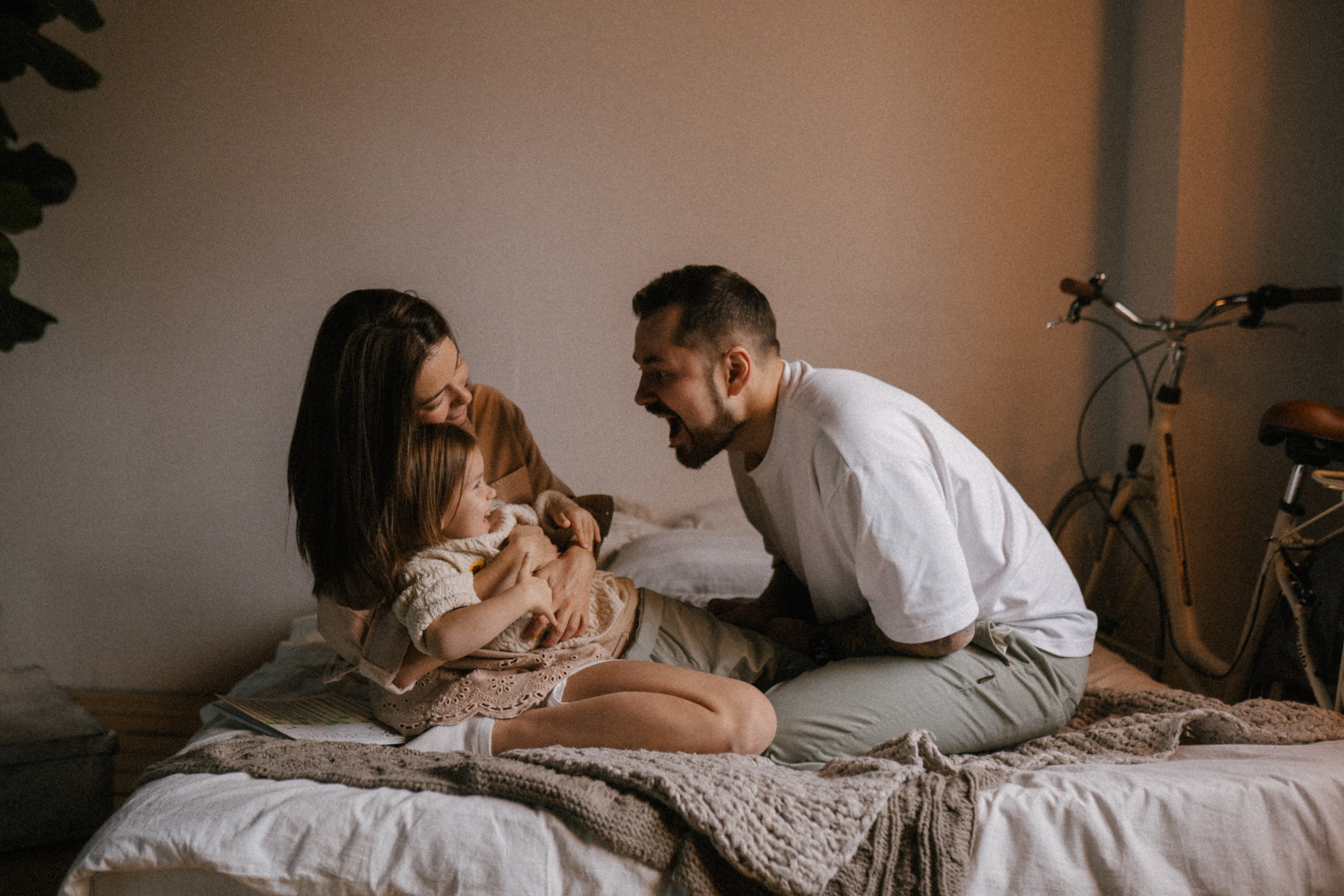 Семья: Лёша, Крис и Соня. Катя Сагалаева. Свадебный фотограф Новосибирск