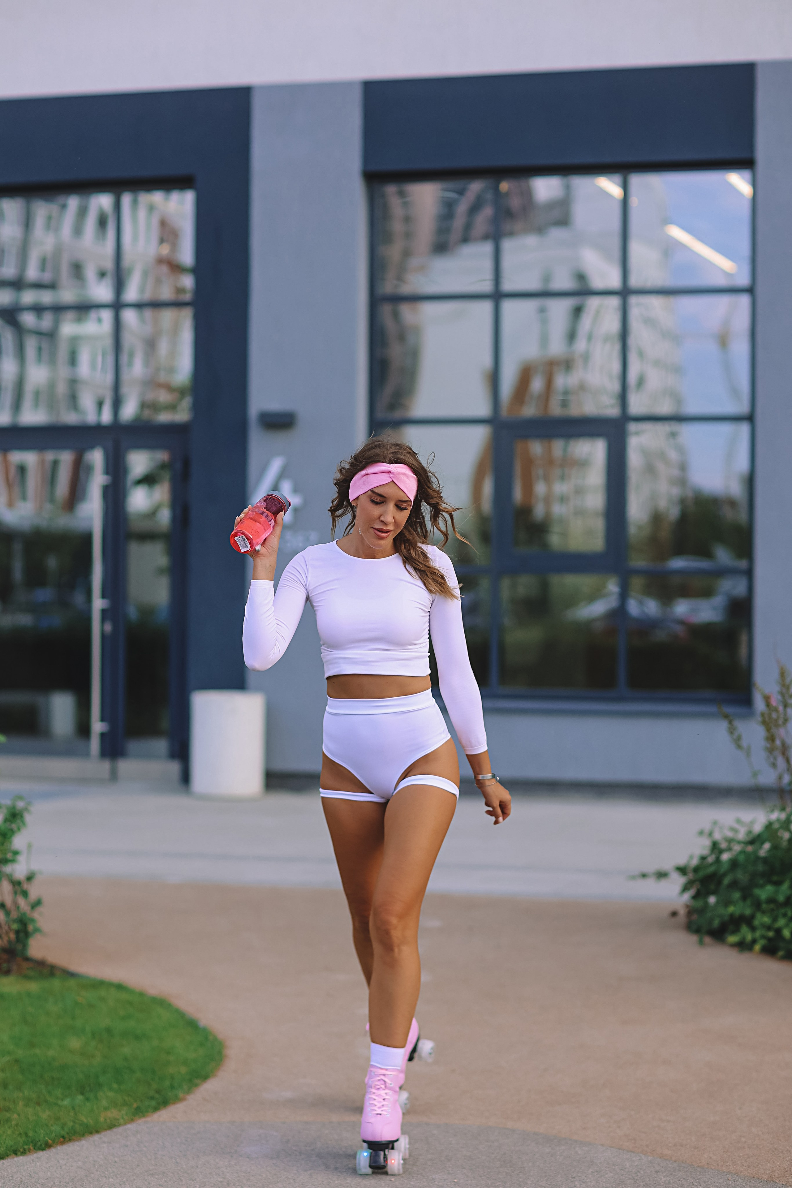 Ролики Айвазовский. Семейный фотограф Тюмень, фотограф на роды Салмина Мария