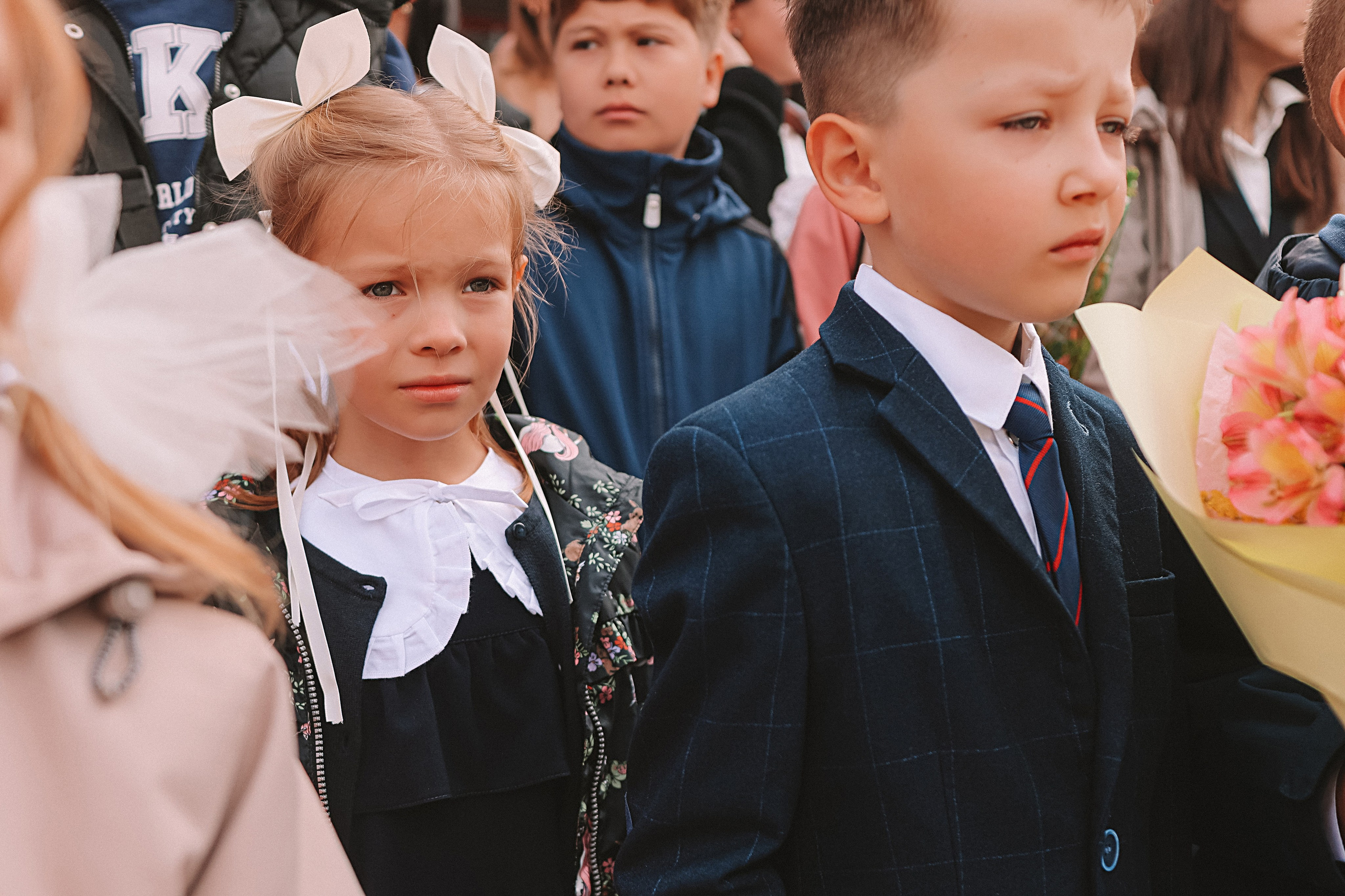 1 сентября линейка+кл час+портреты. Семейный фотограф Тюмень, фотограф на роды Салмина Мария