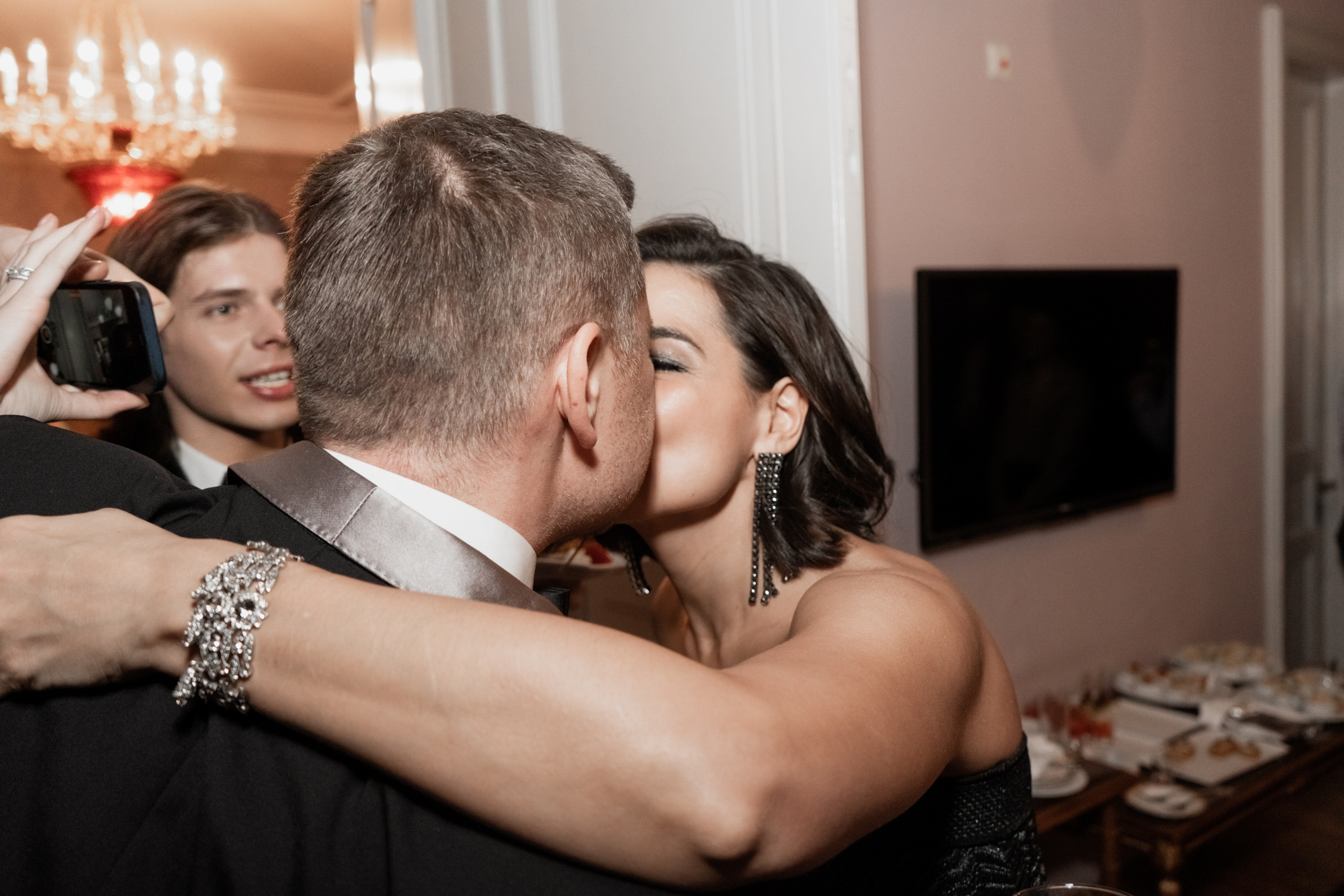 Репортажная съёмка. Свадебные и семейные фотосессии