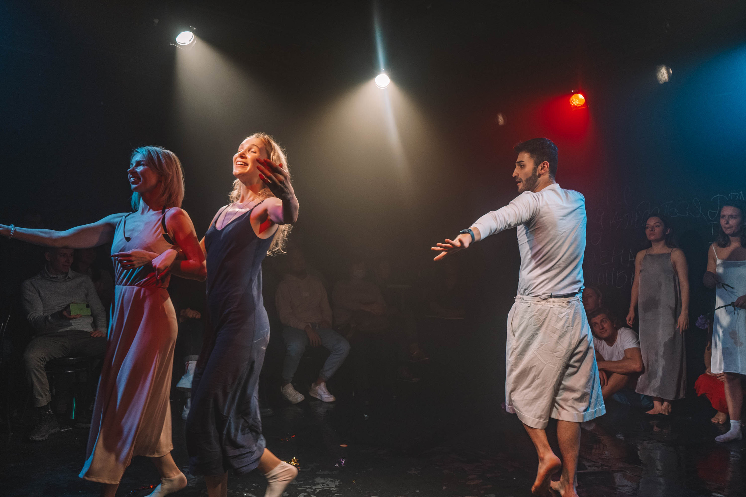 Репортажная съёмка. Свадебные и семейные фотосессии