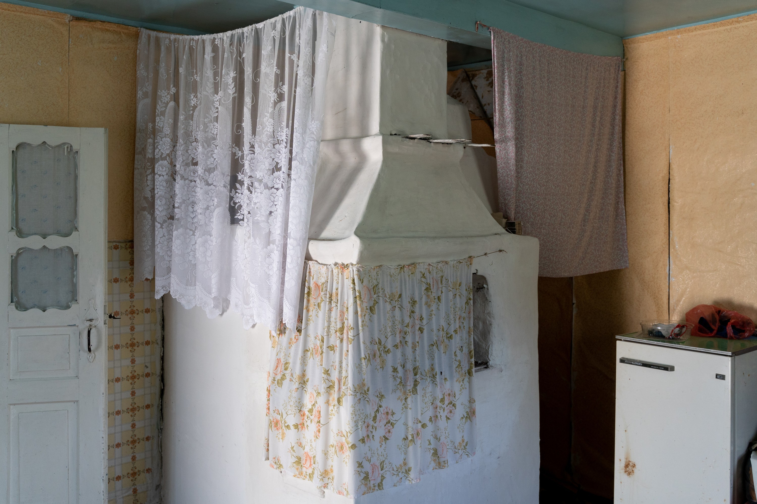 Home.land. Künstler Verstecktoff