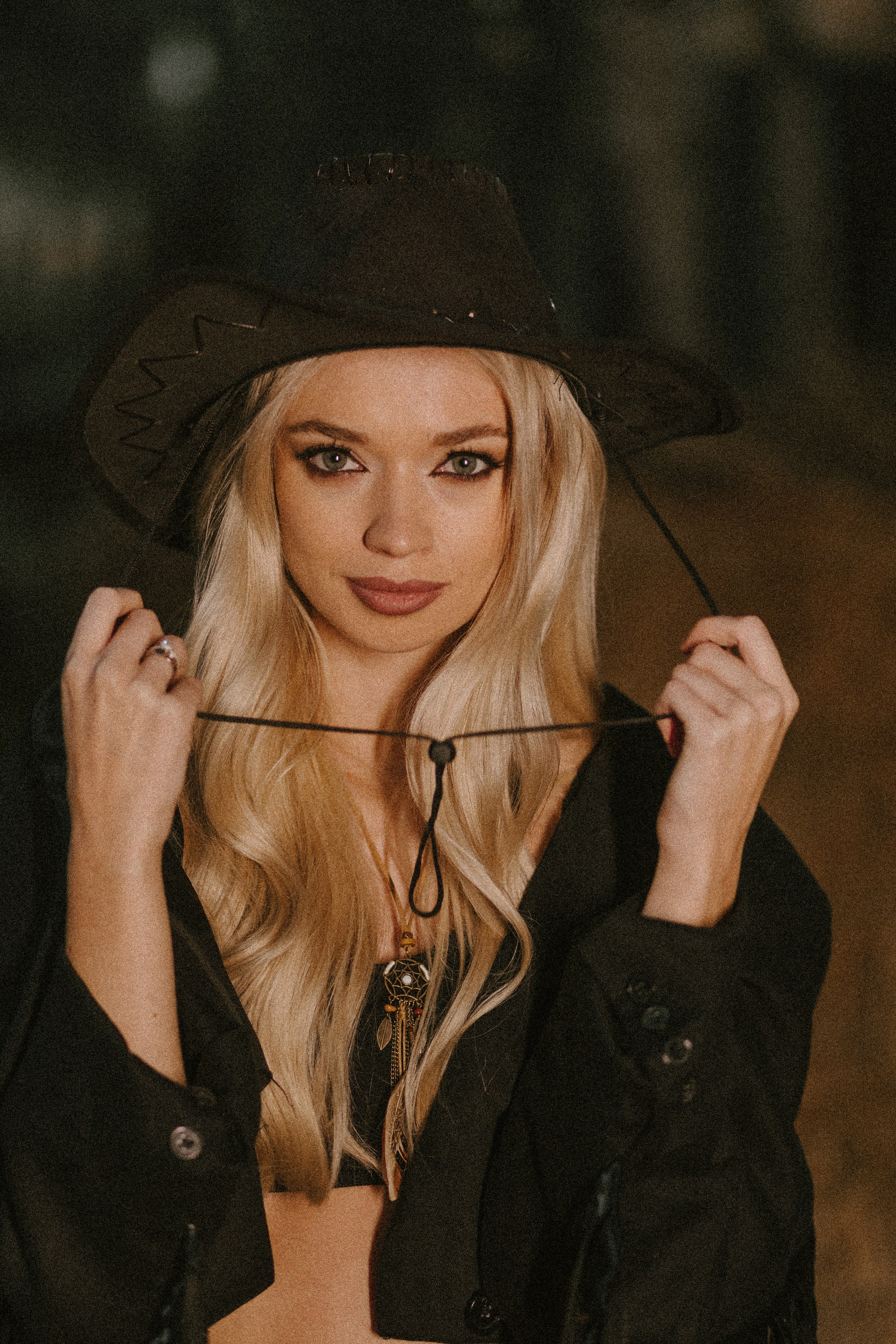 Надя «Вестерн». Павел Померанцев