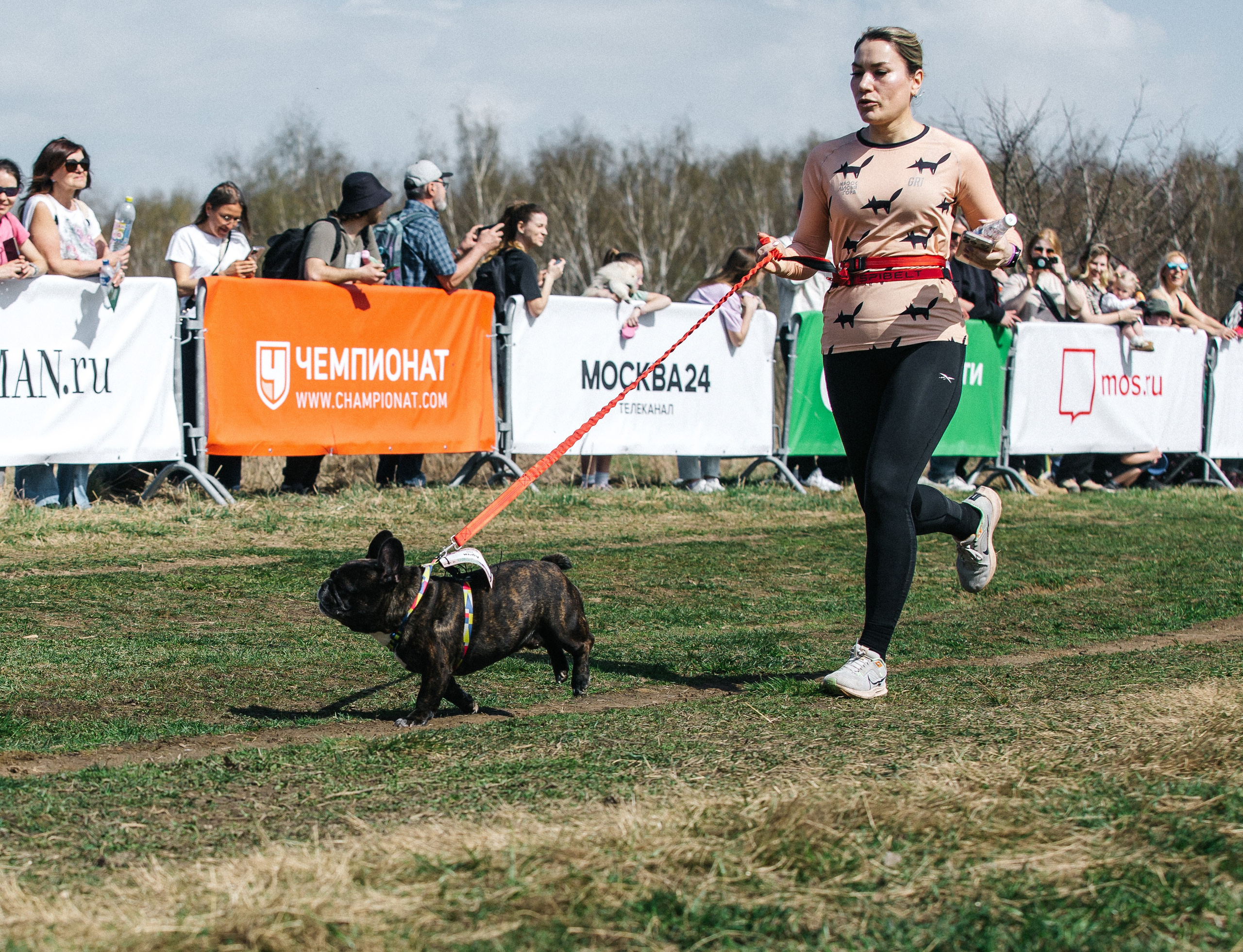 Кросс «Быстрый пёс» 2025. Репортажный фотограф в Москве
