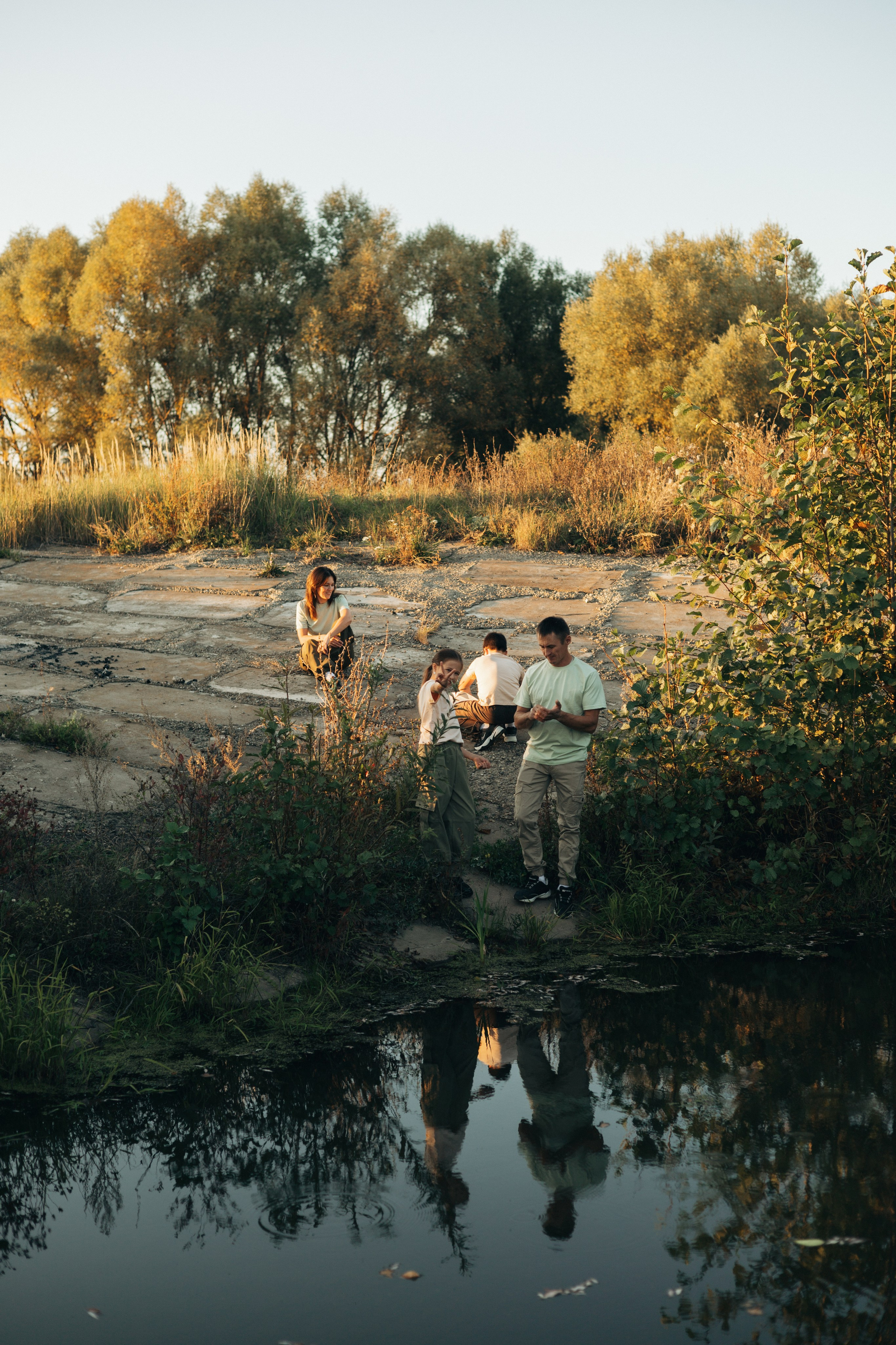 Юля, Илья, Полина, Сергей. Ваш фотограф