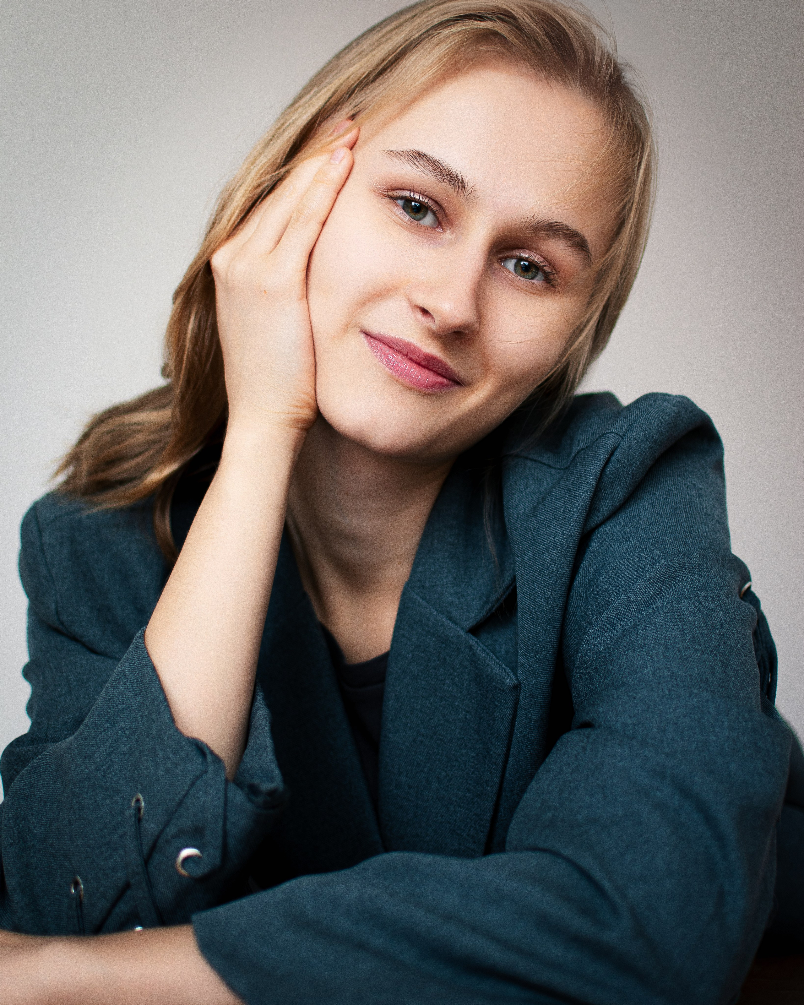 Виктория. Фотограф-ретушер в Крыму Юля Лобурец