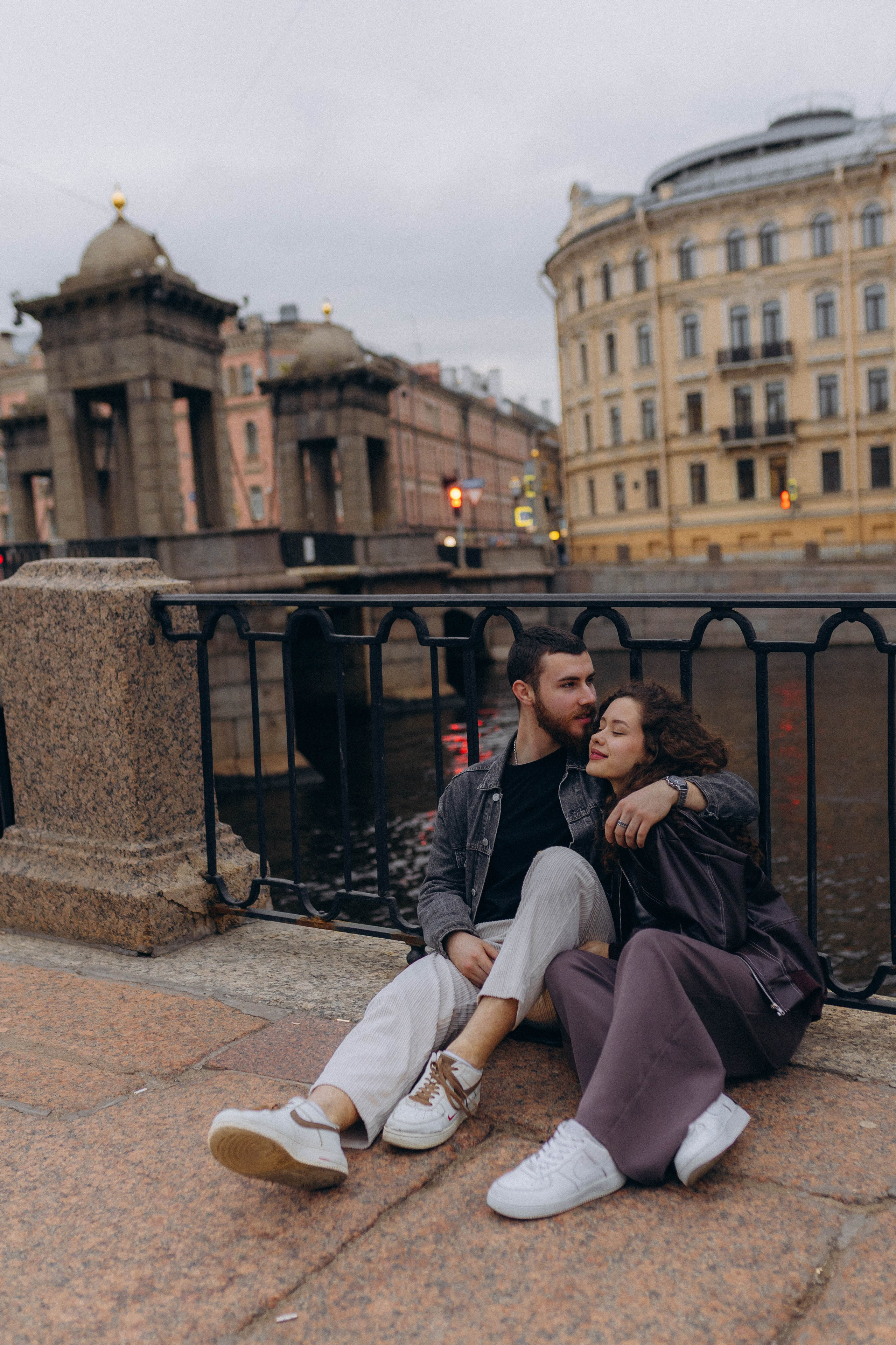 Ирина и Максим. питерский рассвет. Фотограф Саратов