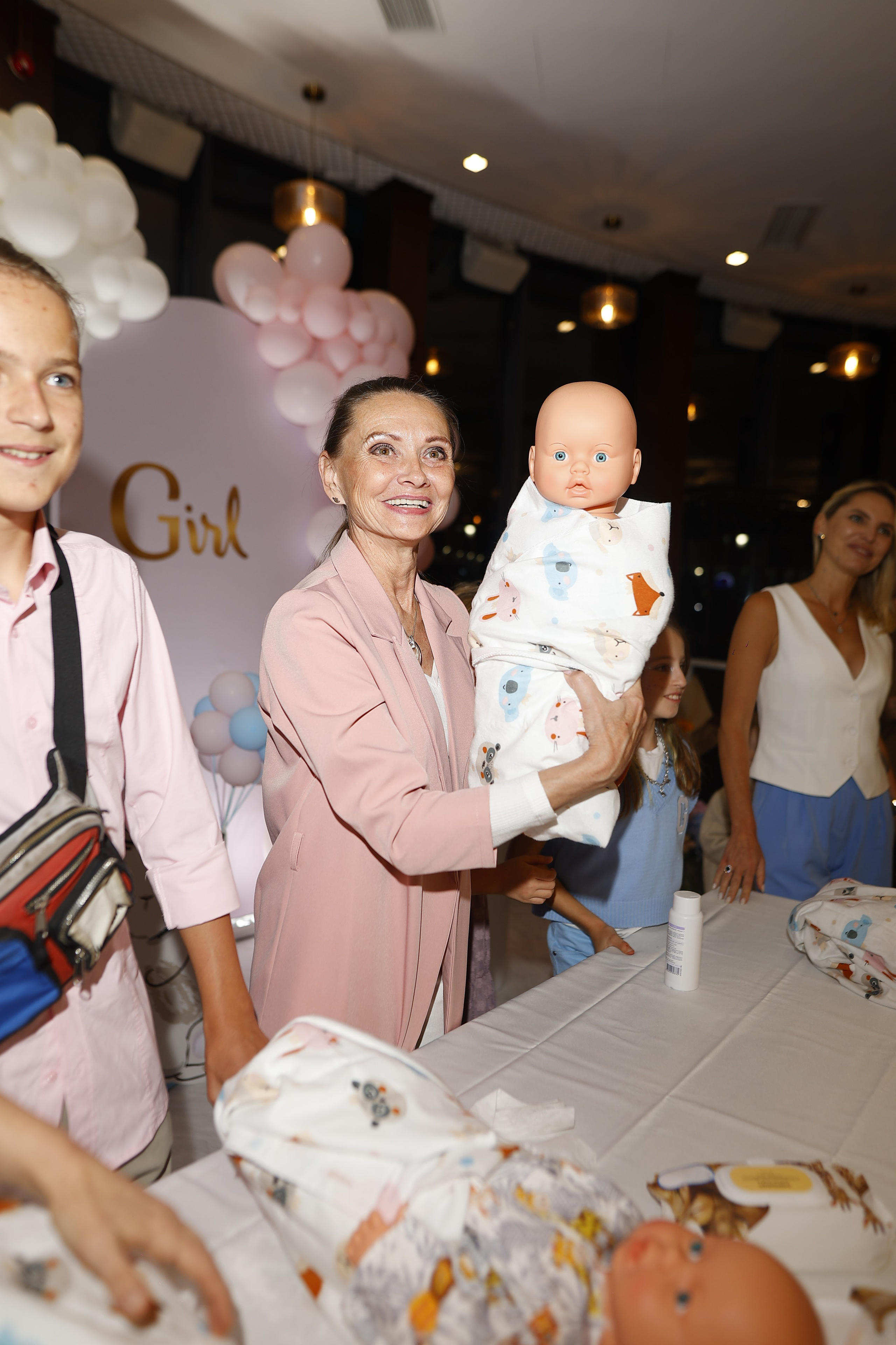 GENDER PARTY АССОЛЬ И ST. Nikolskayasecular