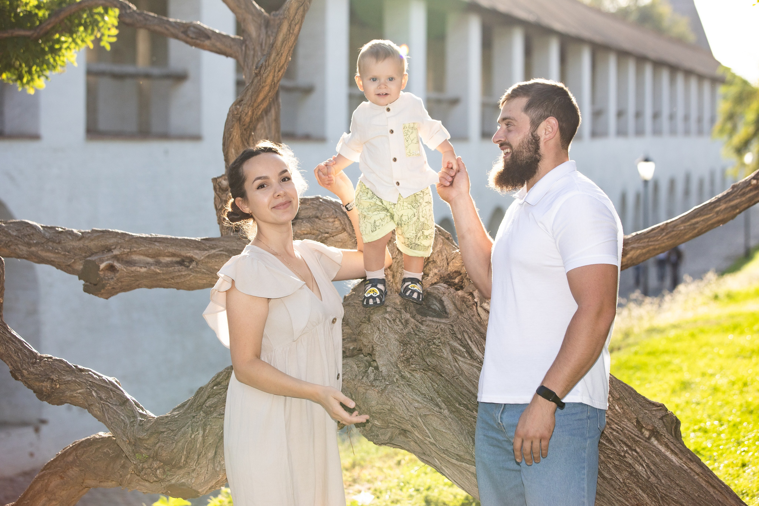 Семейная фотосесия на улице. Фотограф в Астрахани Айлет Утегенова