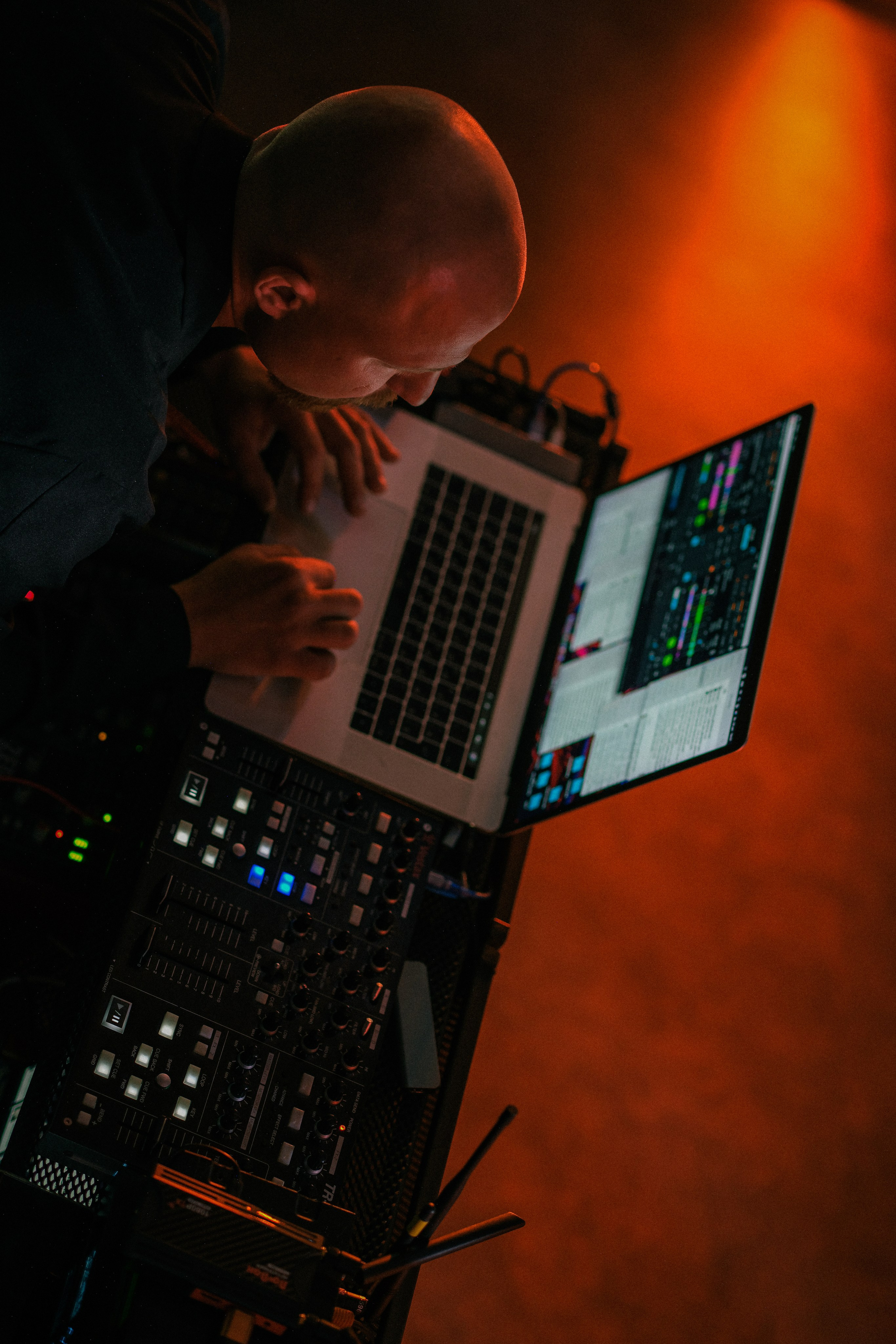 Backstage для агентства «SALT.WEDDING». Свадебный фотограф Елизавета Беляева