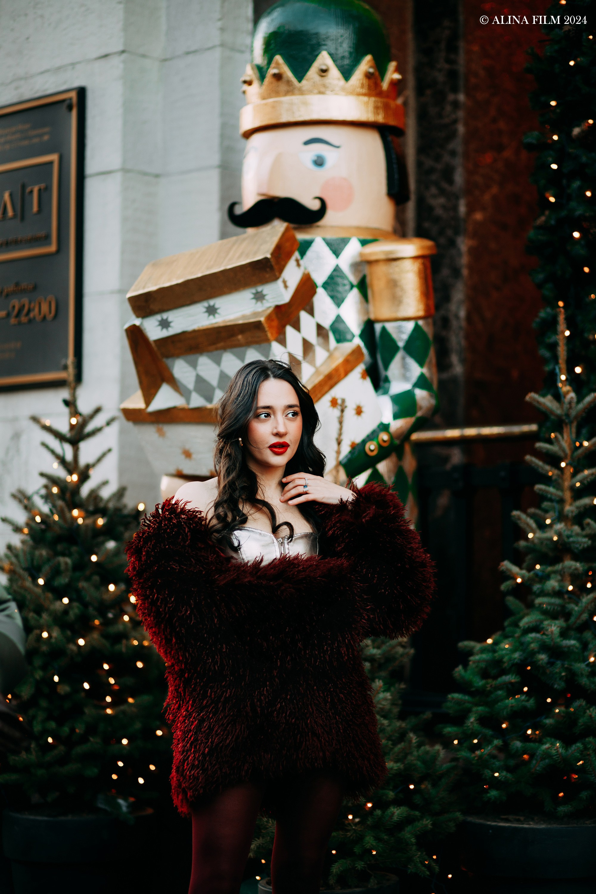 Фотосессия у ДЛТ. Фотограф в Санкт-Петербурге Alina Film