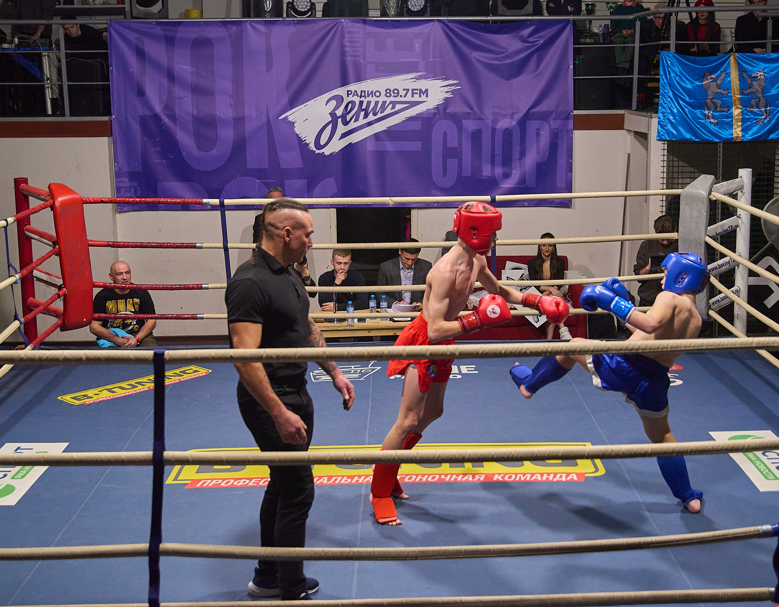 «Ультиматум удара» — бокс. Профессиональный спортивный фотограф в Санкт-Петербурге