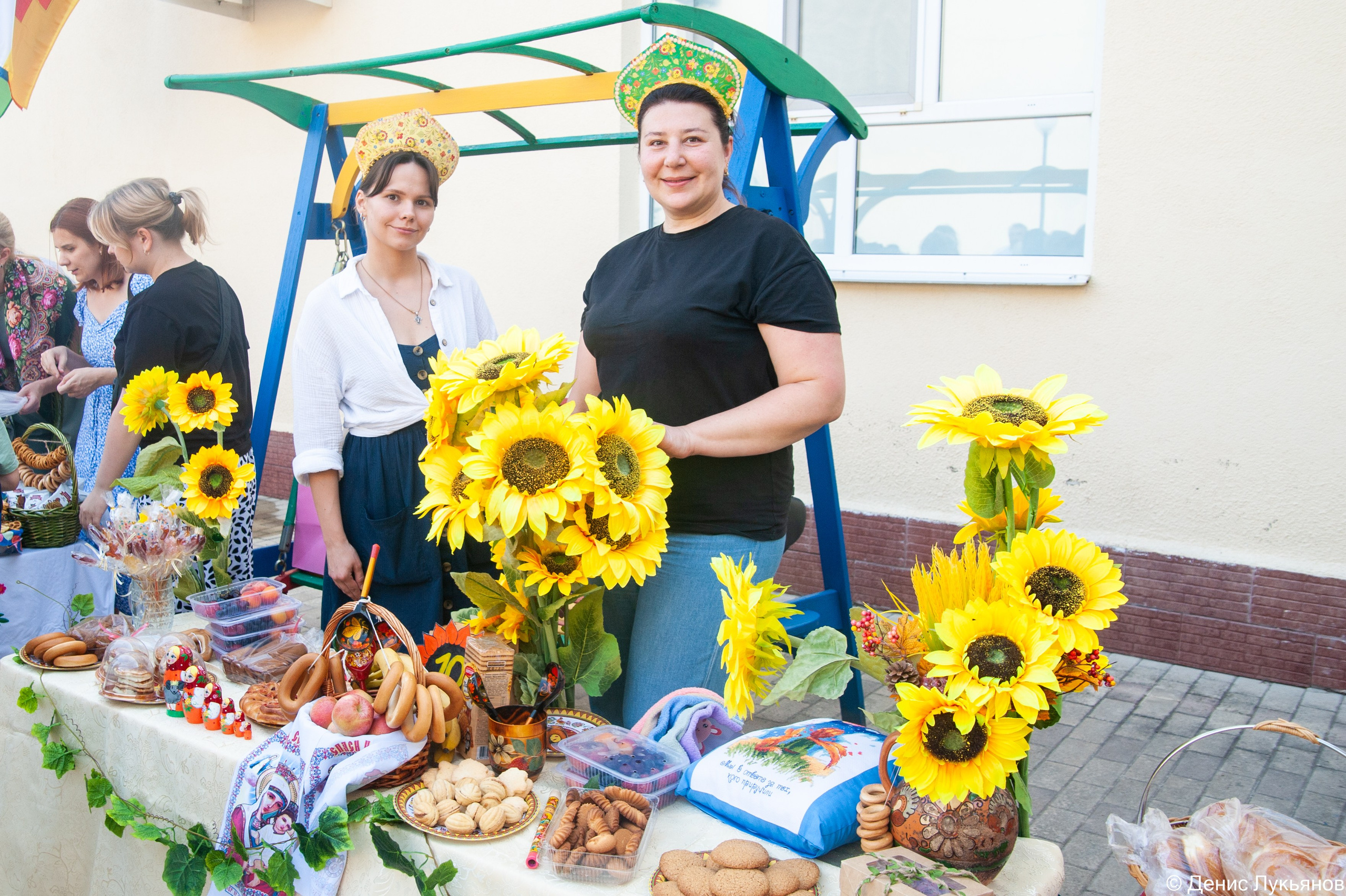Ярмарка. Свадебный и семейный фотограф Денис Лукьянов в Краснодаре, Краснодарском крае и Республике Крым