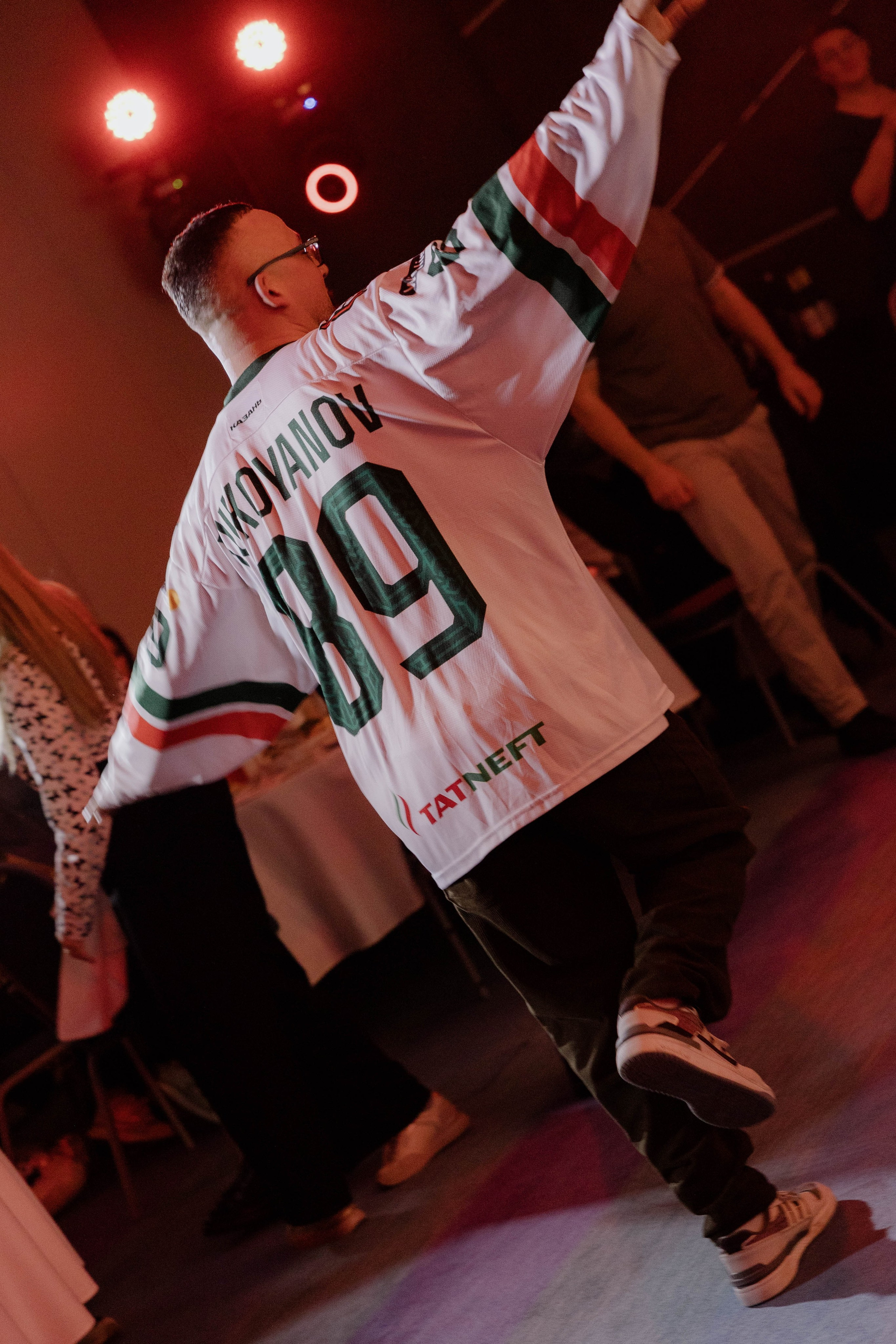 Конференция и ужи. Кормовит. Роза хутор. Фотограф Юсова Мария