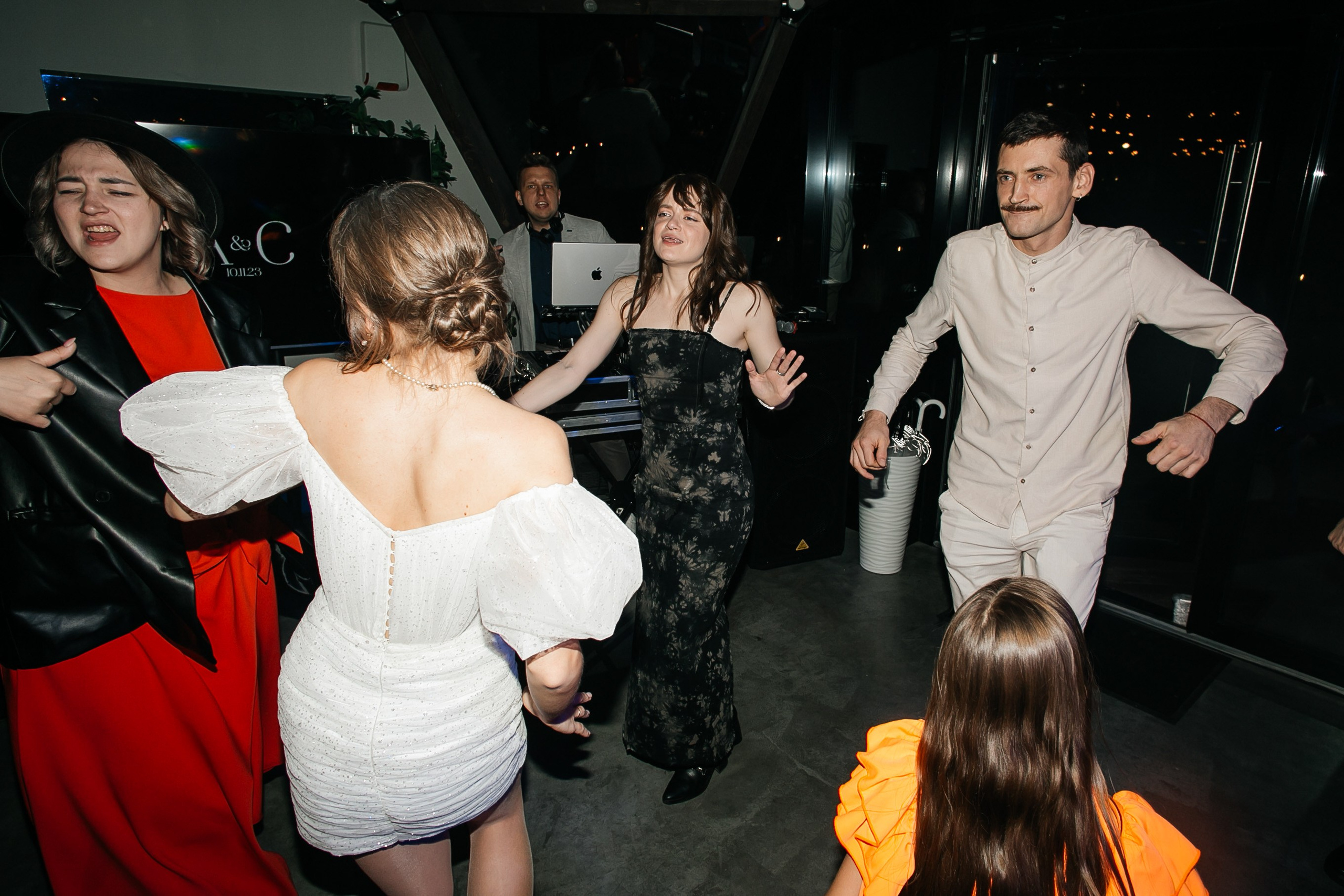 Пример полной свадебной съемки. Свадебный фотограф в Санкт-Петербурге Вика Стукачева